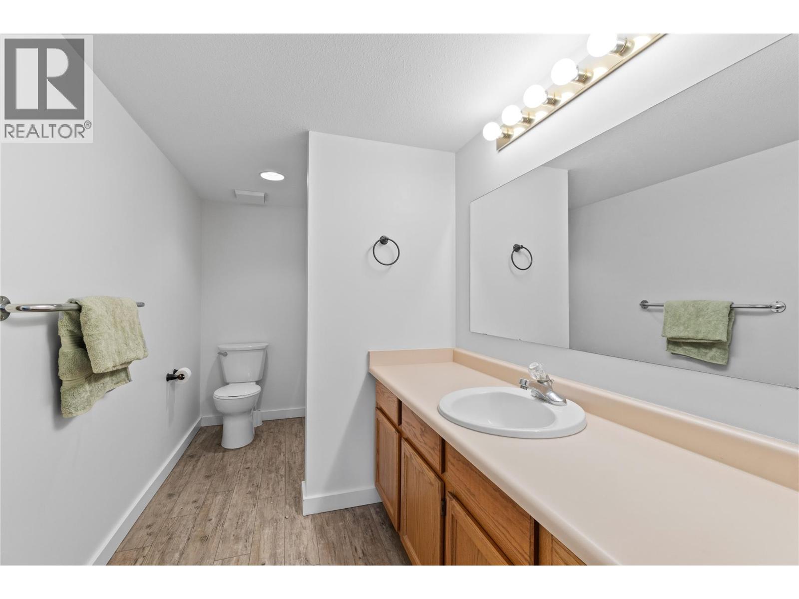 250 5 Street Se Unit# 313, Salmon Arm, British Columbia  V1E 1J8 - Photo 24 - 10399487
