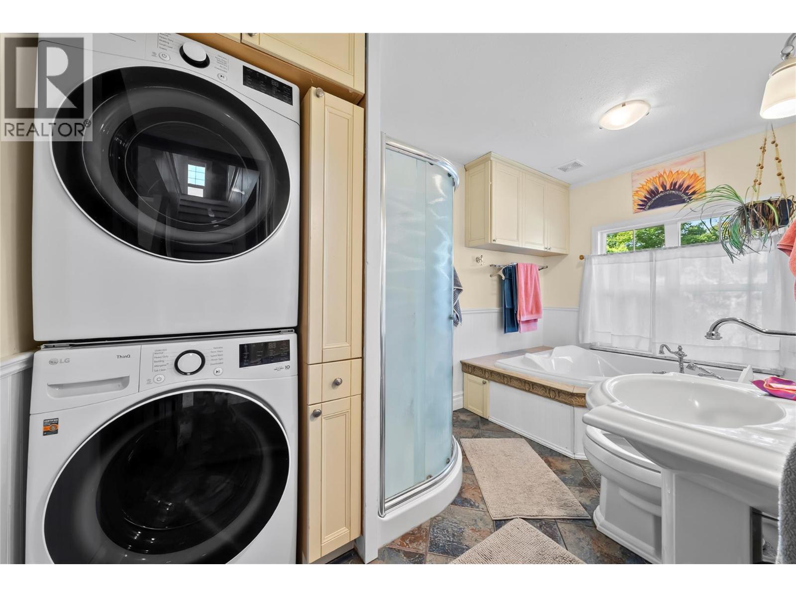 591 6 Street Se, Salmon Arm, British Columbia  V1E 4E5 - Photo 20 - 10399226