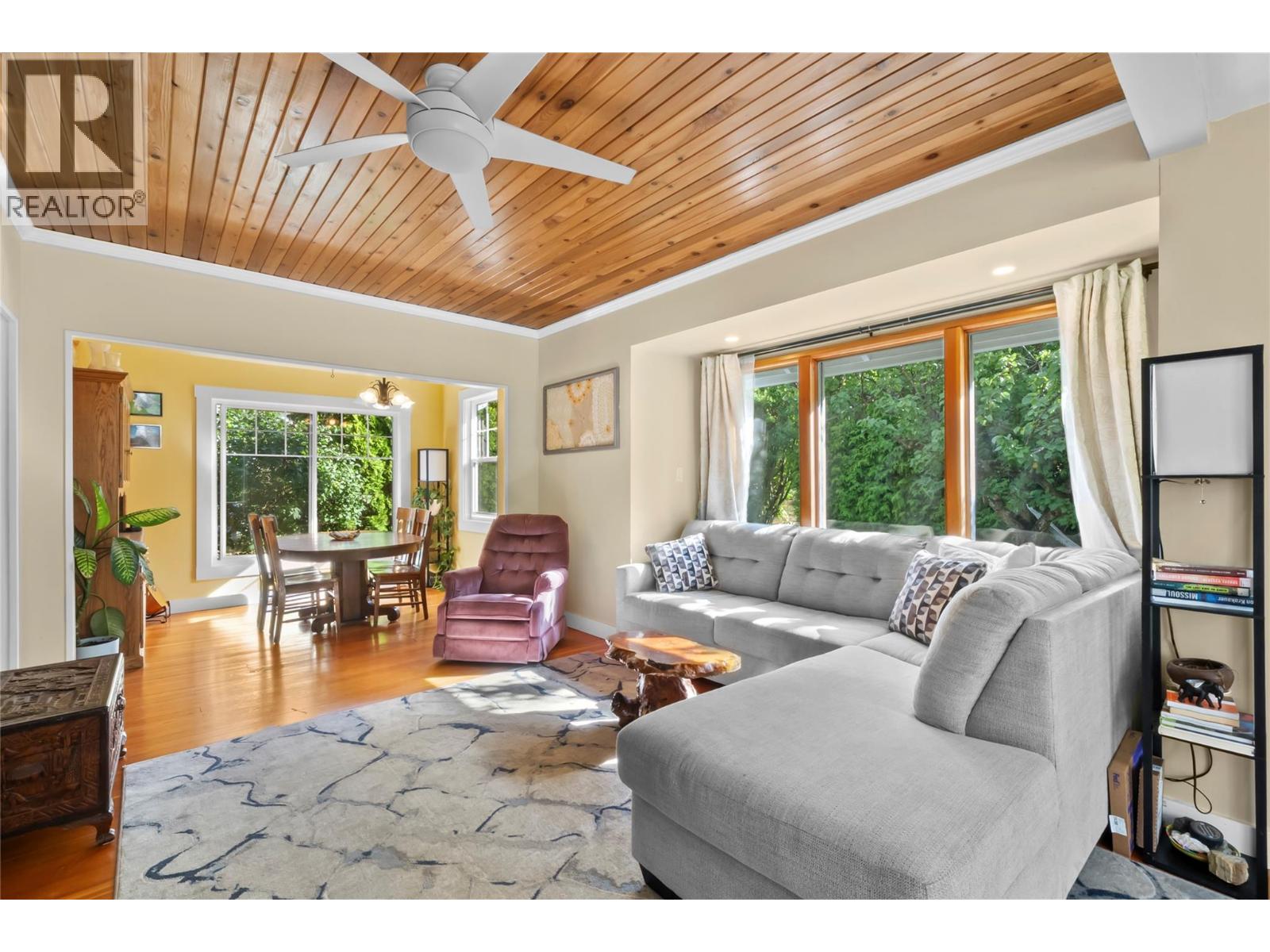591 6 Street Se, Salmon Arm, British Columbia  V1E 4E5 - Photo 6 - 10399226