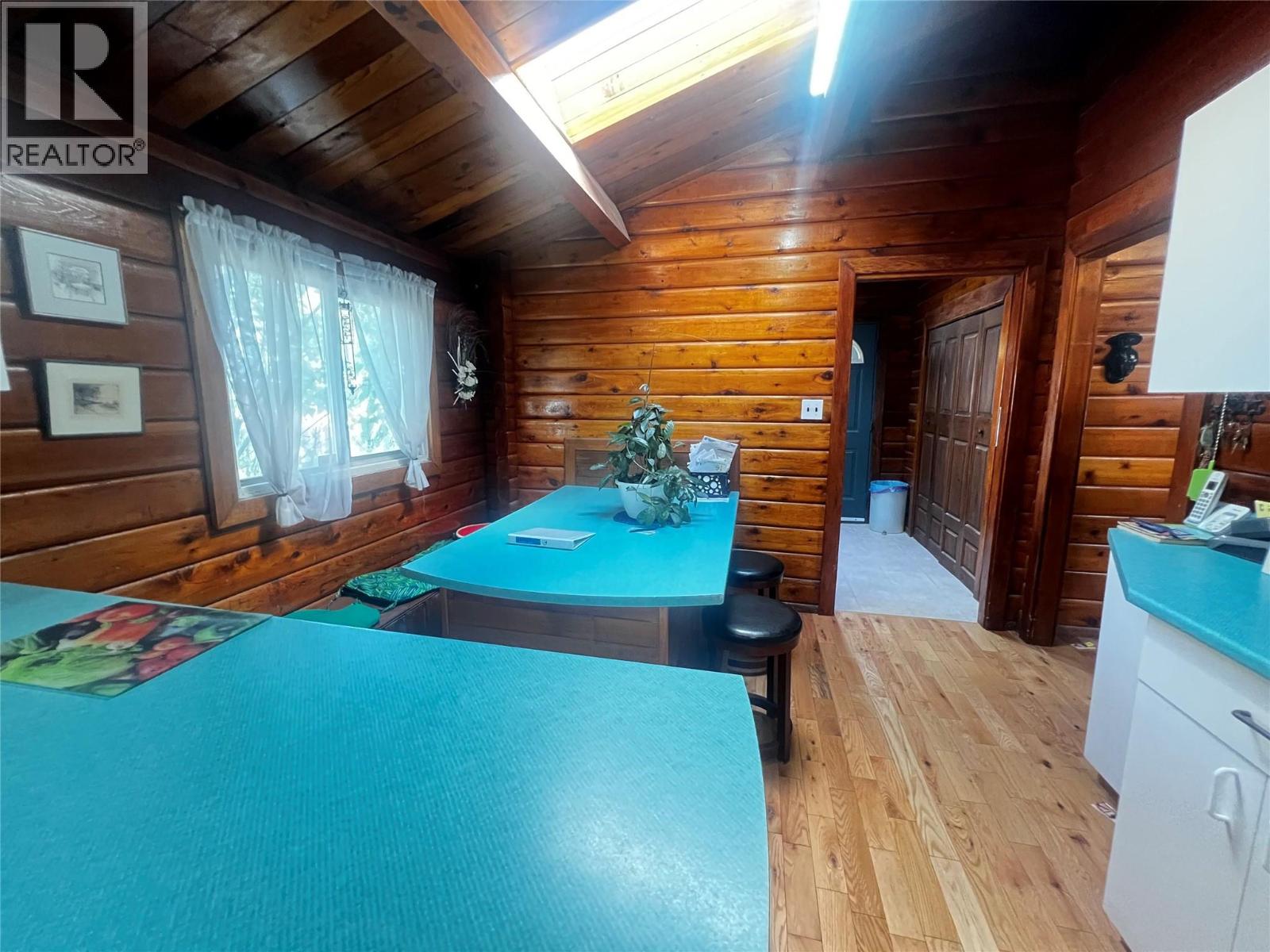 2513 Irvine Avenue, Merritt, British Columbia  V1K 1H4 - Photo 12 - 10399068