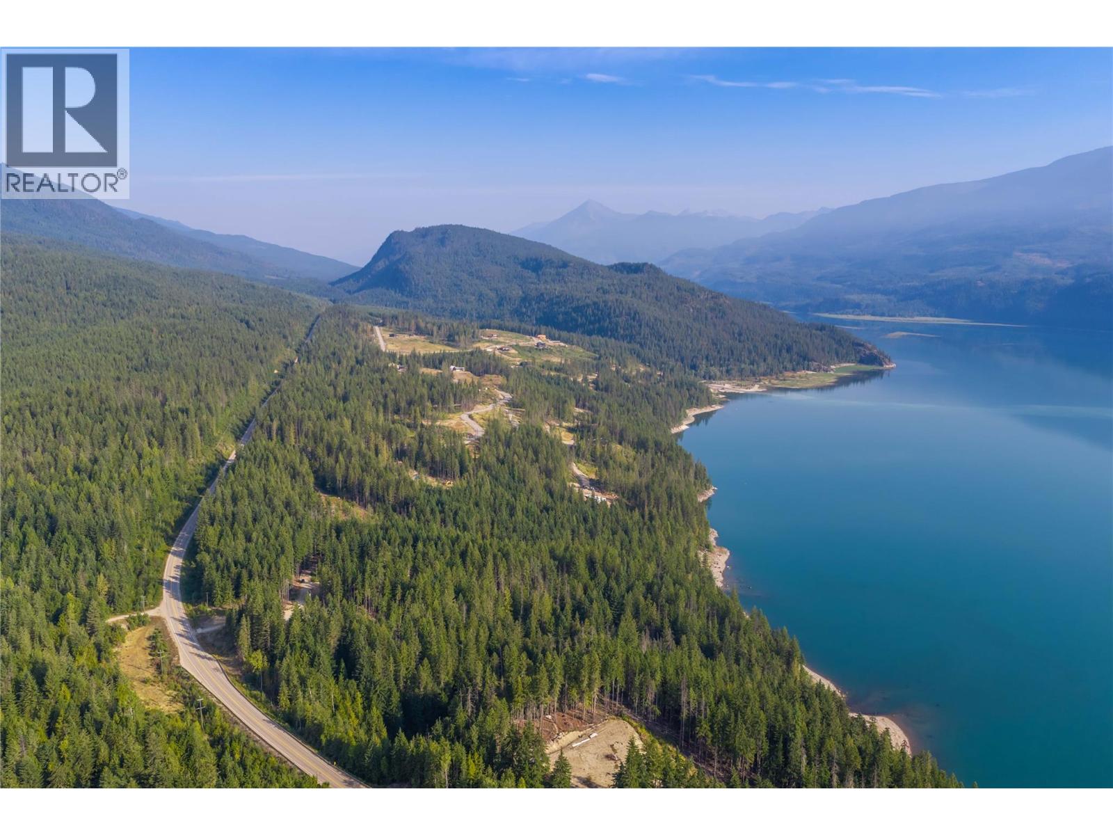 8044 23 South Highway, Revelstoke, British Columbia  V0E 2S0 - Photo 14 - 10399668