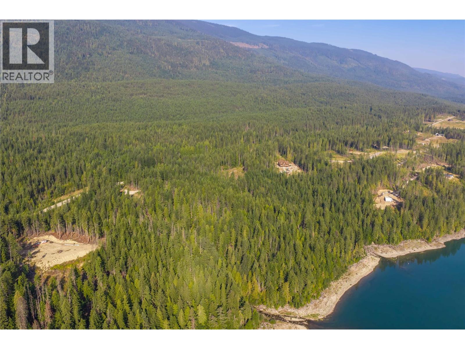 8044 23 South Highway, Revelstoke, British Columbia  V0E 2S0 - Photo 16 - 10399668