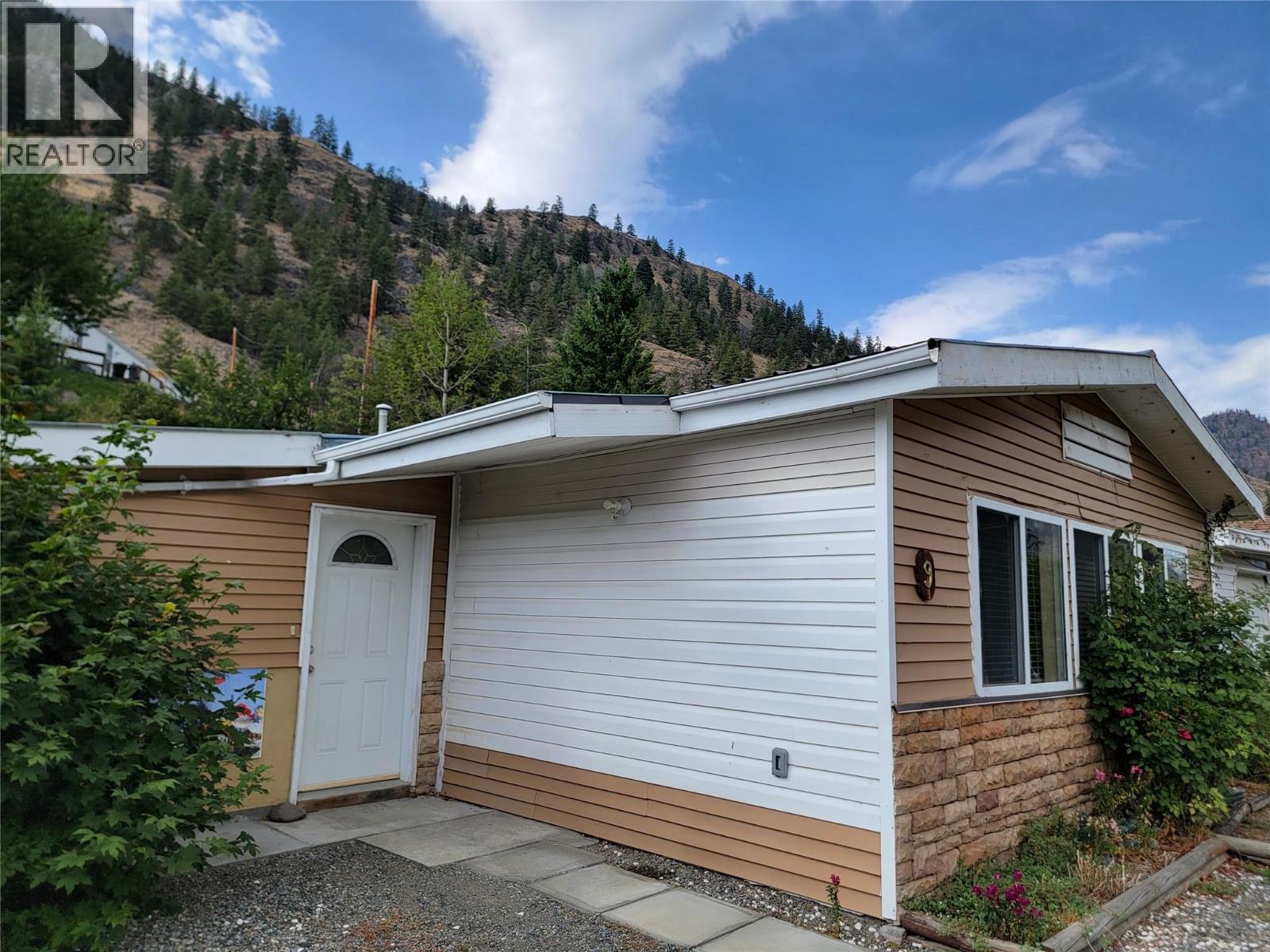 1292 Highway 3a Unit# 9, Keremeos, British Columbia  V0X 1N4 - Photo 4 - 10399672