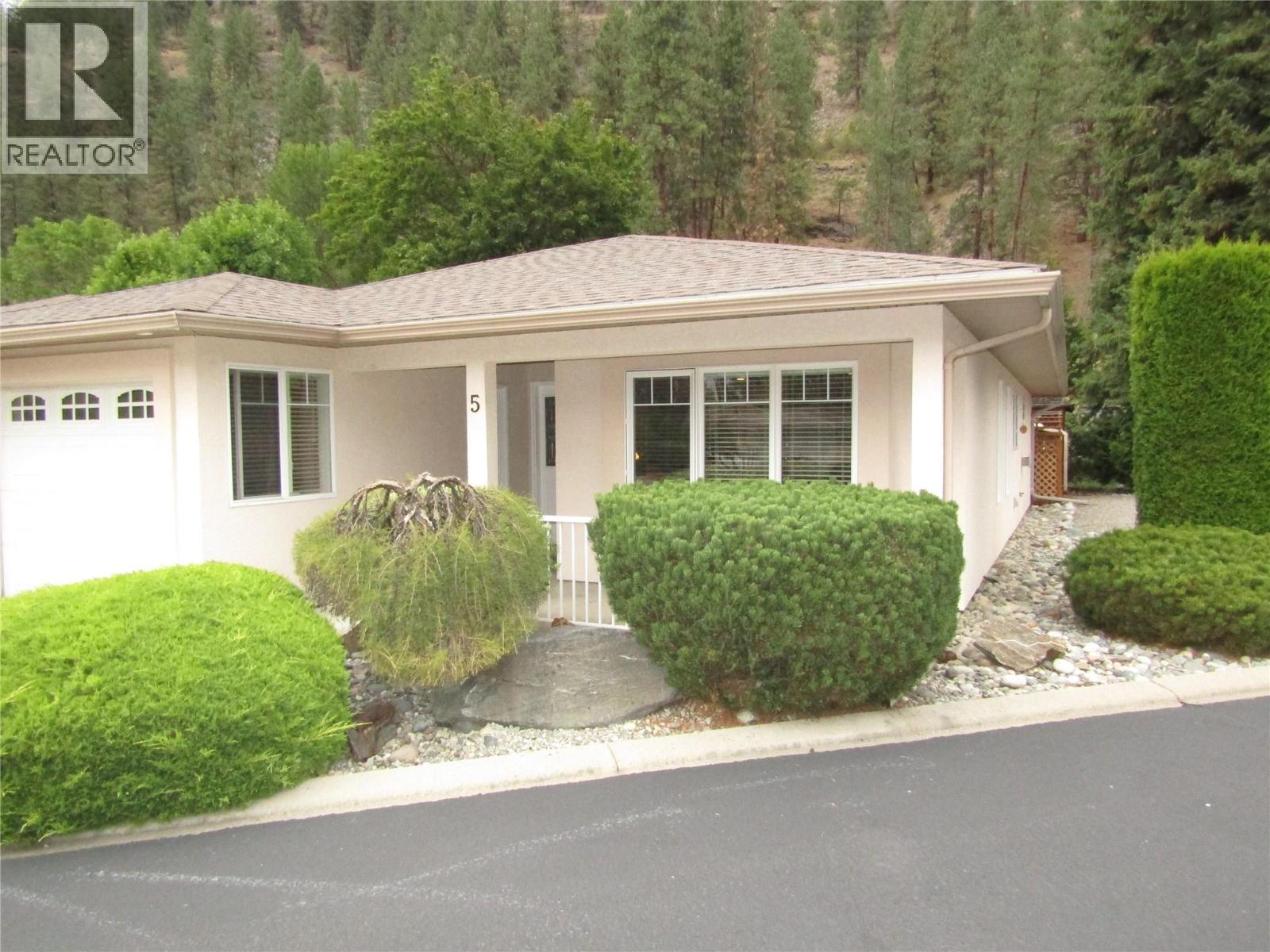 707 76th Avenue Unit# #5, Grand Forks, British Columbia  V0H 1H0 - Photo 1 - 10399489