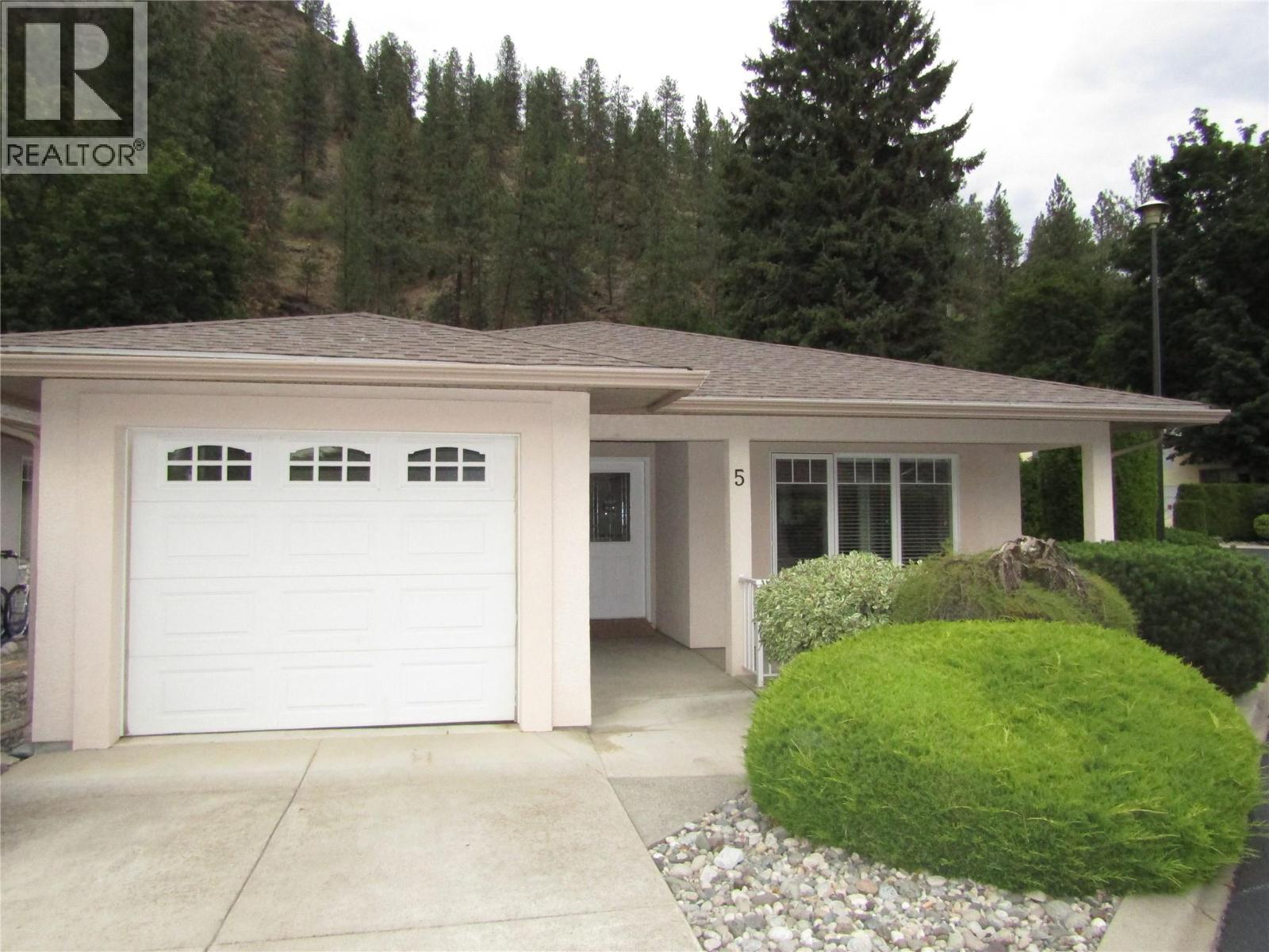 707 76th Avenue Unit# #5, Grand Forks, British Columbia  V0H 1H0 - Photo 2 - 10399489