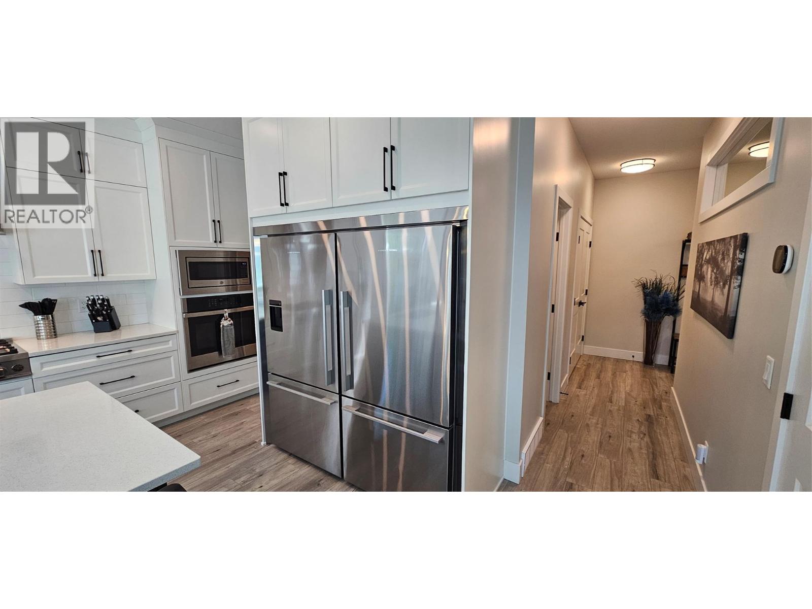 2265 Black Hawk Drive, Sparwood, British Columbia  V0B 2G2 - Photo 11 - 10399243