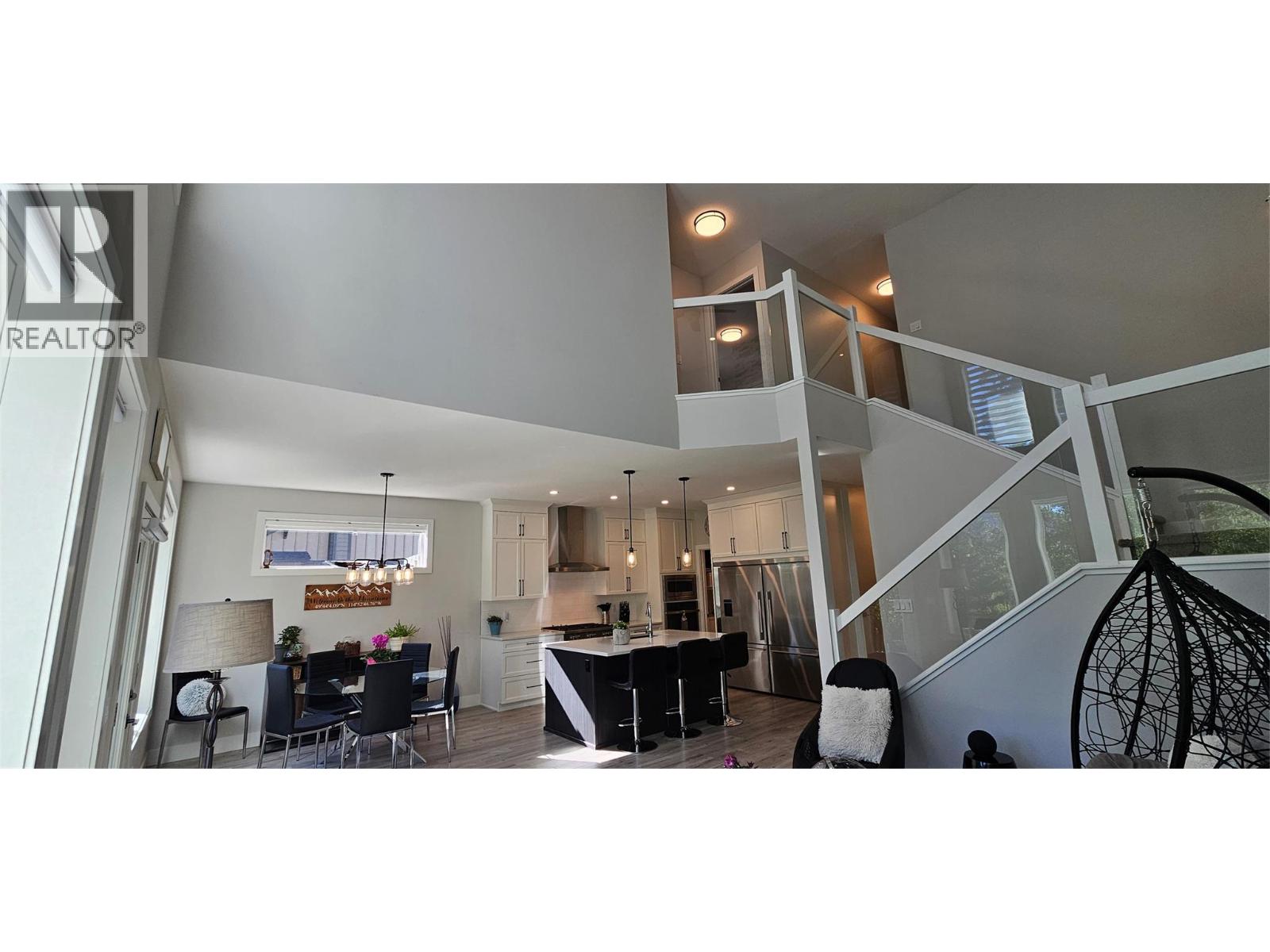 2265 Black Hawk Drive, Sparwood, British Columbia  V0B 2G2 - Photo 19 - 10399243