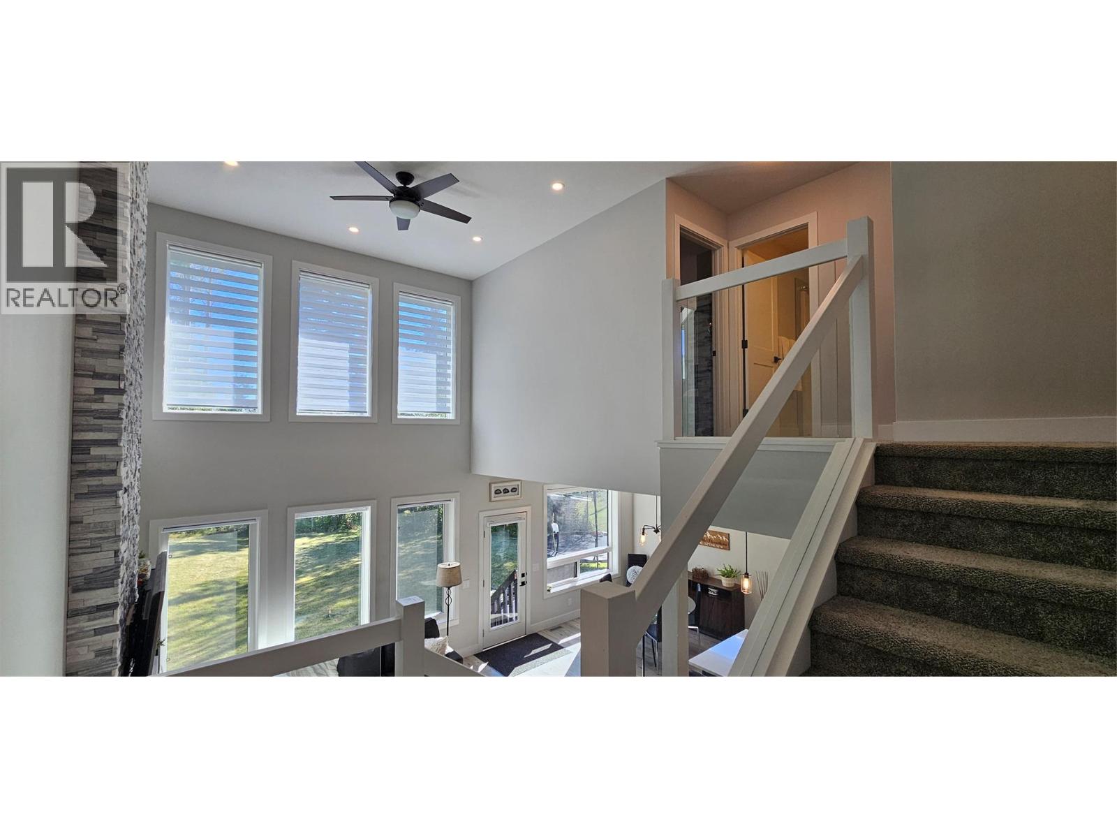 2265 Black Hawk Drive, Sparwood, British Columbia  V0B 2G2 - Photo 21 - 10399243