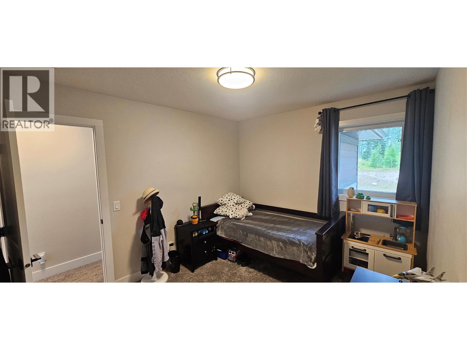 2265 Black Hawk Drive, Sparwood, British Columbia  V0B 2G2 - Photo 28 - 10399243