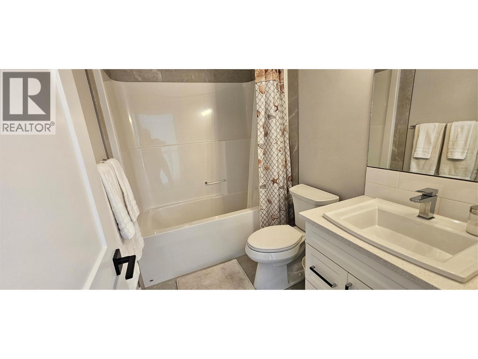 2265 Black Hawk Drive, Sparwood, British Columbia  V0B 2G2 - Photo 31 - 10399243