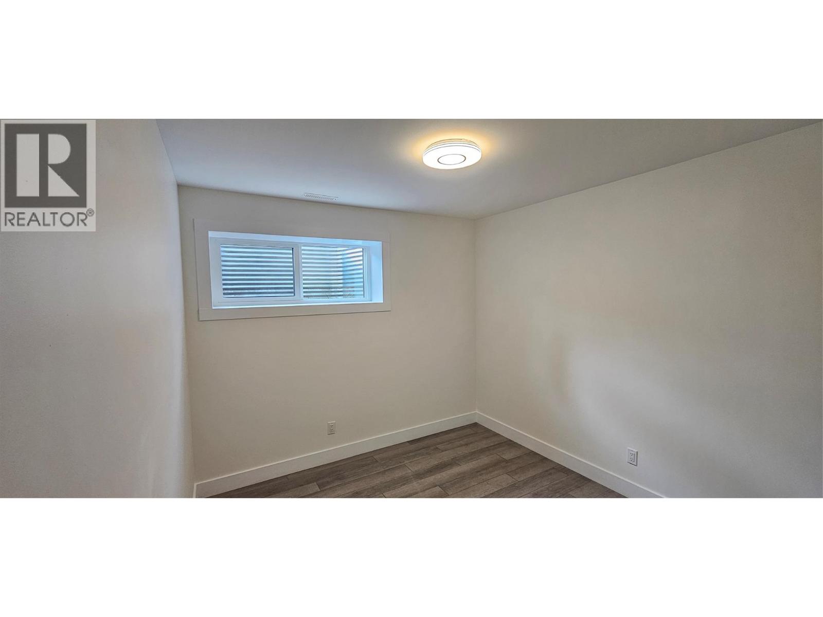 2265 Black Hawk Drive, Sparwood, British Columbia  V0B 2G2 - Photo 38 - 10399243