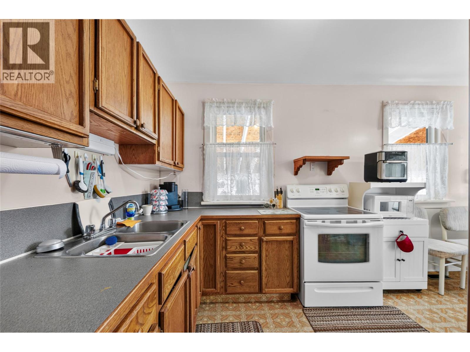 1887 Granite Avenue, Merritt, British Columbia  V1K 1B8 - Photo 14 - 10399693