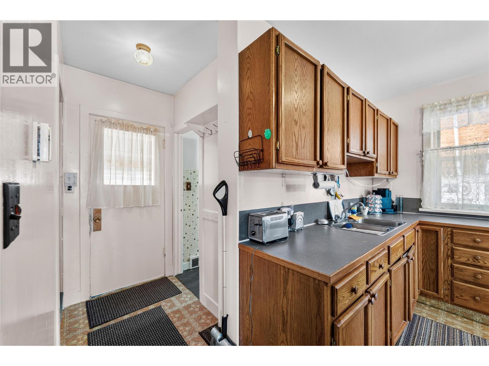 1887 Granite Avenue, Merritt, British Columbia  V1K 1B8 - Photo 15 - 10399693
