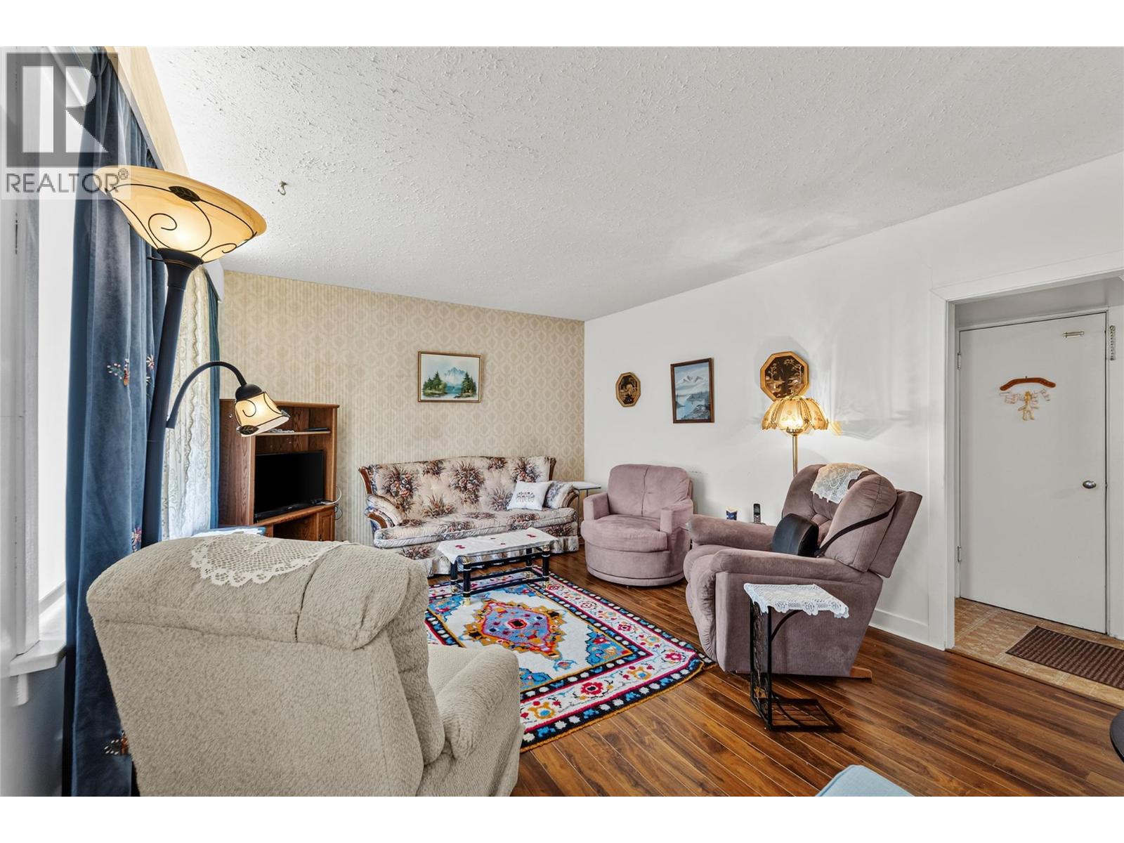 1887 Granite Avenue, Merritt, British Columbia  V1K 1B8 - Photo 9 - 10399693