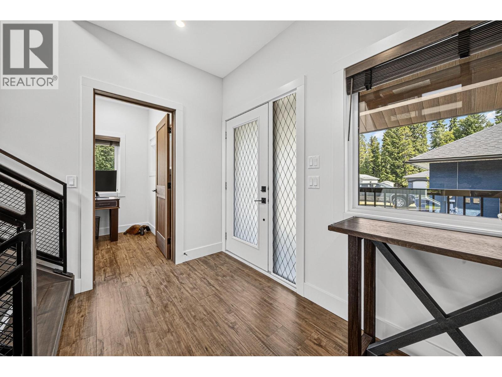 1305 Briarwood Place, Sparwood, British Columbia  V0B 2G2 - Photo 2 - 10398739