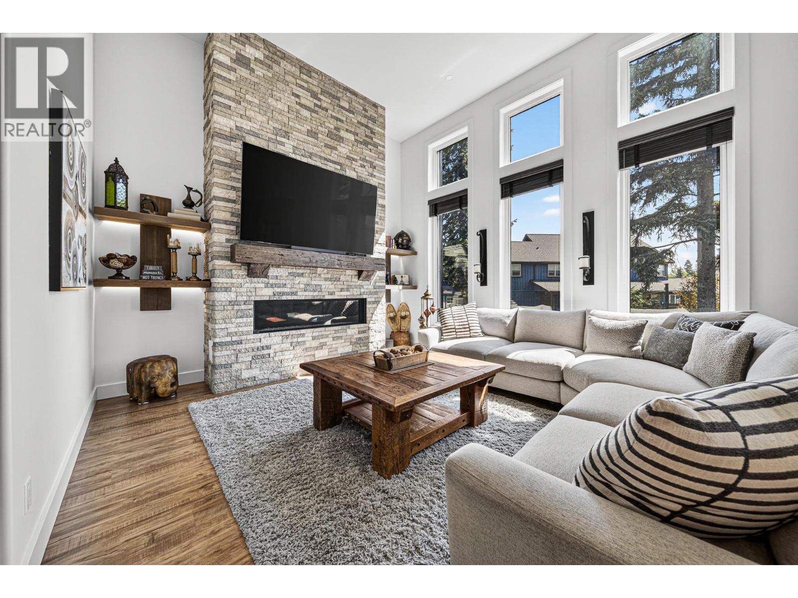 1305 Briarwood Place, Sparwood, British Columbia  V0B 2G2 - Photo 5 - 10398739