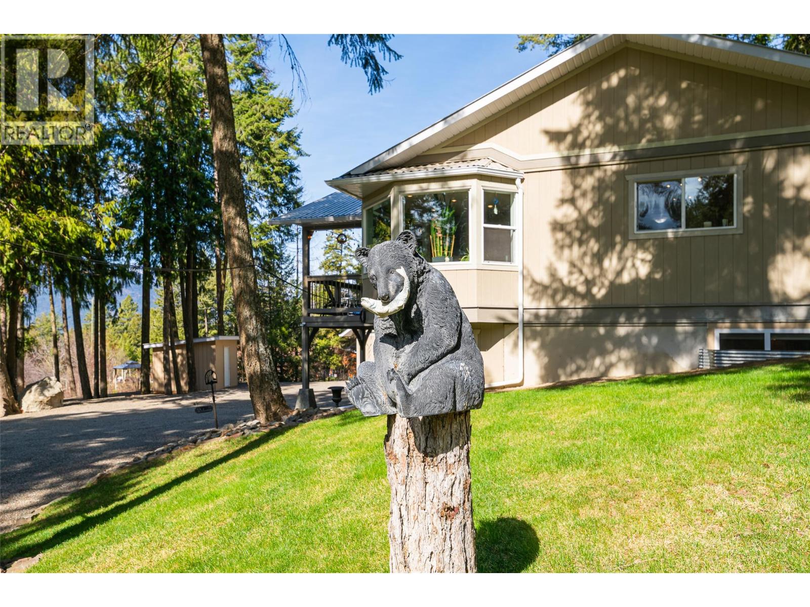 1988 Porthill Road, Creston, British Columbia  V0B 1G2 - Photo 28 - 10399678
