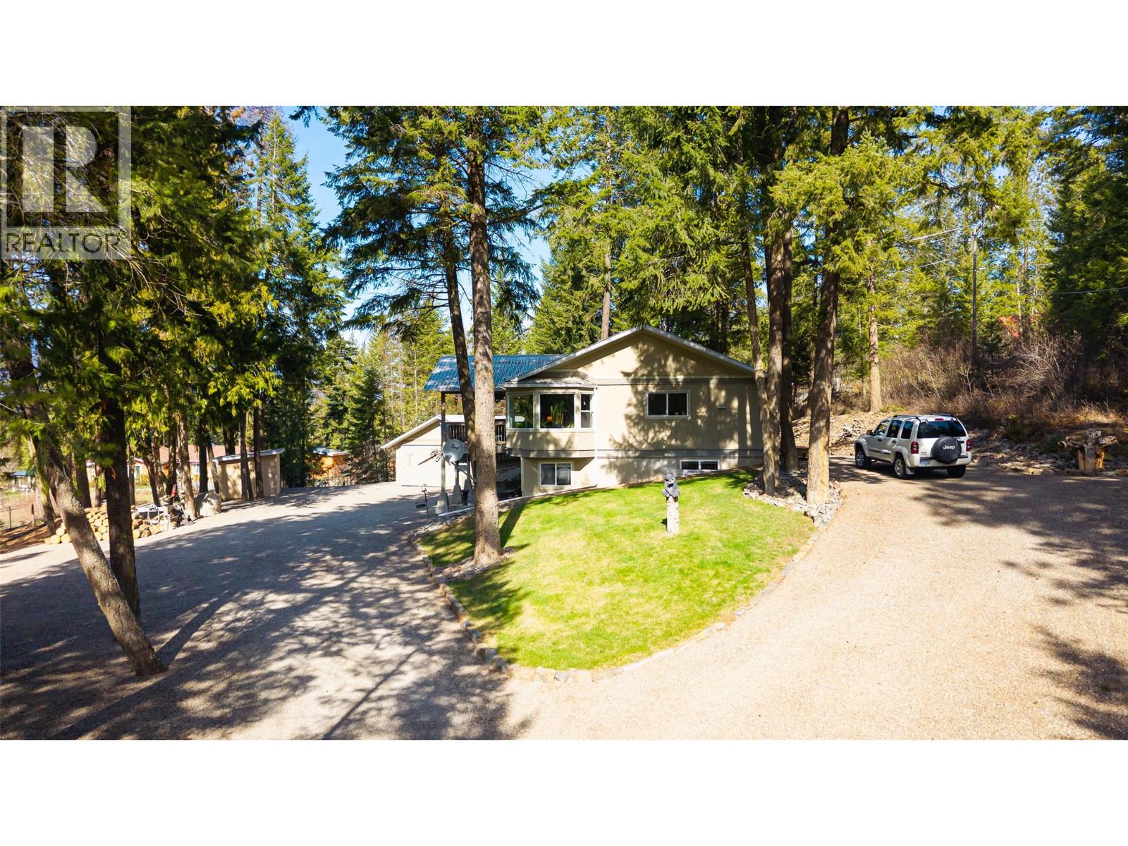 1988 Porthill Road, Creston, British Columbia  V0B 1G2 - Photo 47 - 10399678