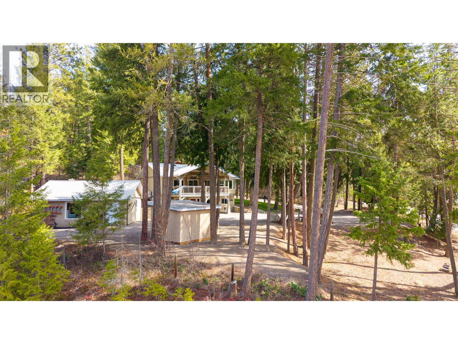 1988 Porthill Road, Creston, British Columbia  V0B 1G2 - Photo 49 - 10399678