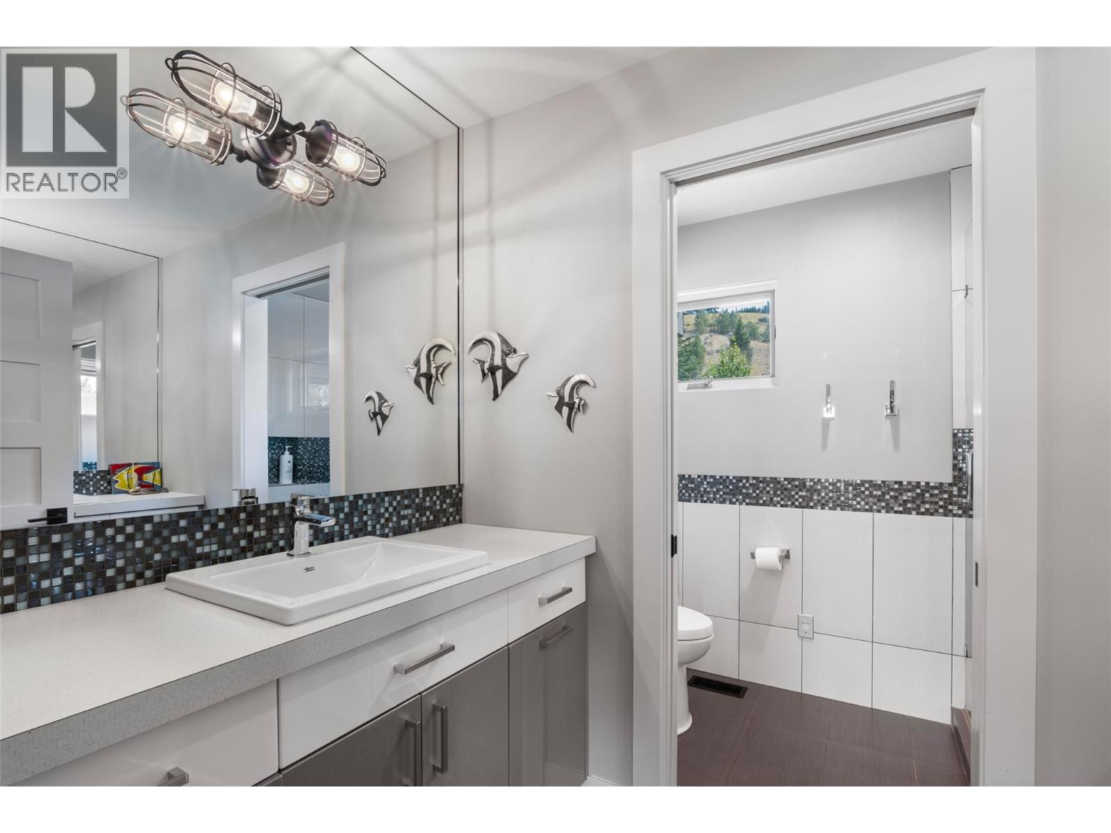 1555 Kicking Horse Way, Kamloops, British Columbia  V2E 2L8 - Photo 29 - 10399581