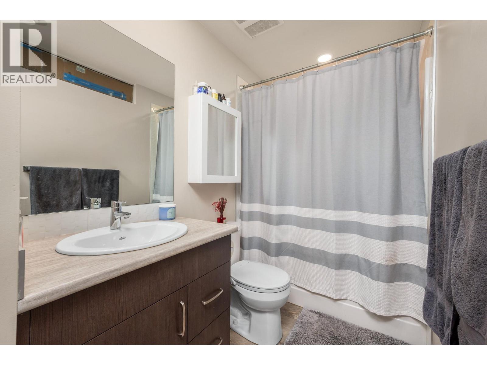 206 Vineyard Way, Vernon, British Columbia  V1H 1Z7 - Photo 17 - 10399551