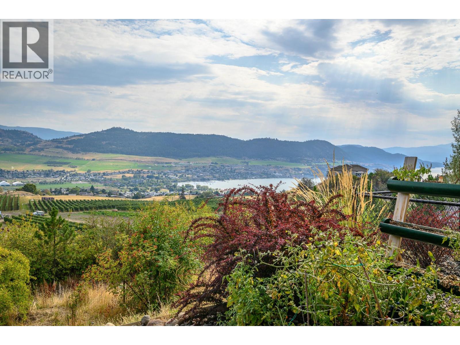 206 Vineyard Way, Vernon, British Columbia  V1H 1Z7 - Photo 29 - 10399551