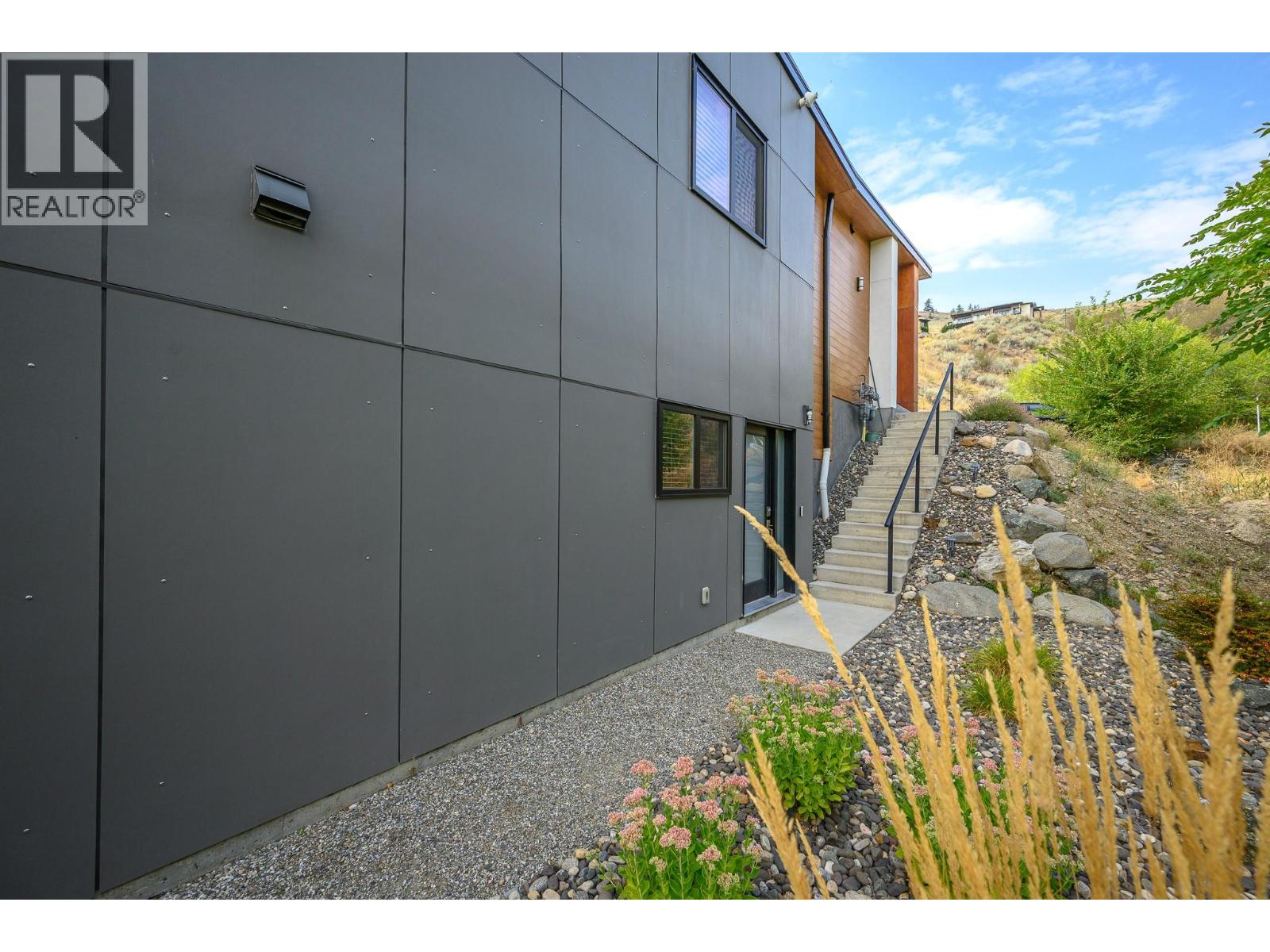 206 Vineyard Way, Vernon, British Columbia  V1H 1Z7 - Photo 32 - 10399551