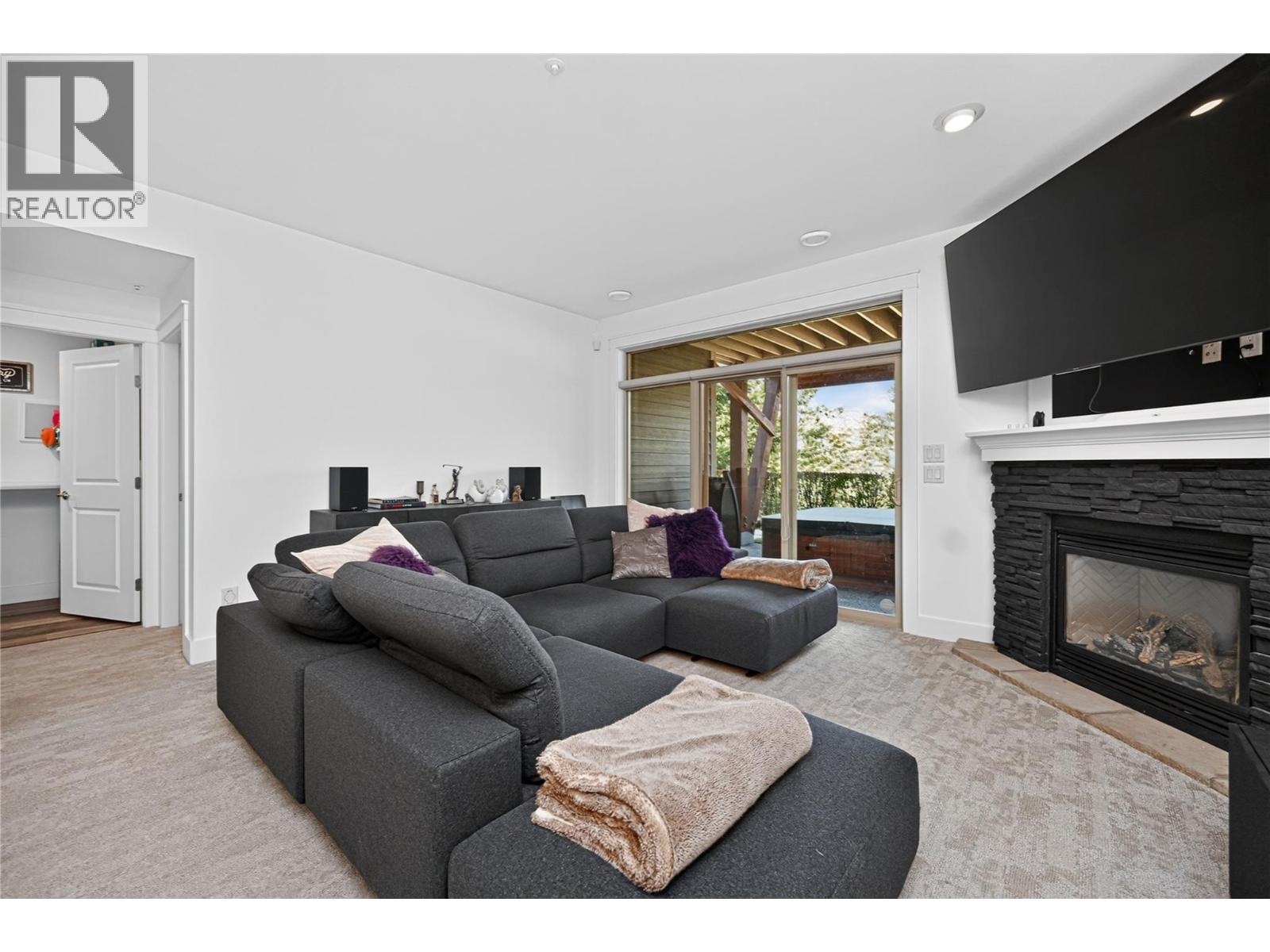 159 Dormie Park Crescent, Vernon, British Columbia  V1H 1Y7 - Photo 61 - 10399486