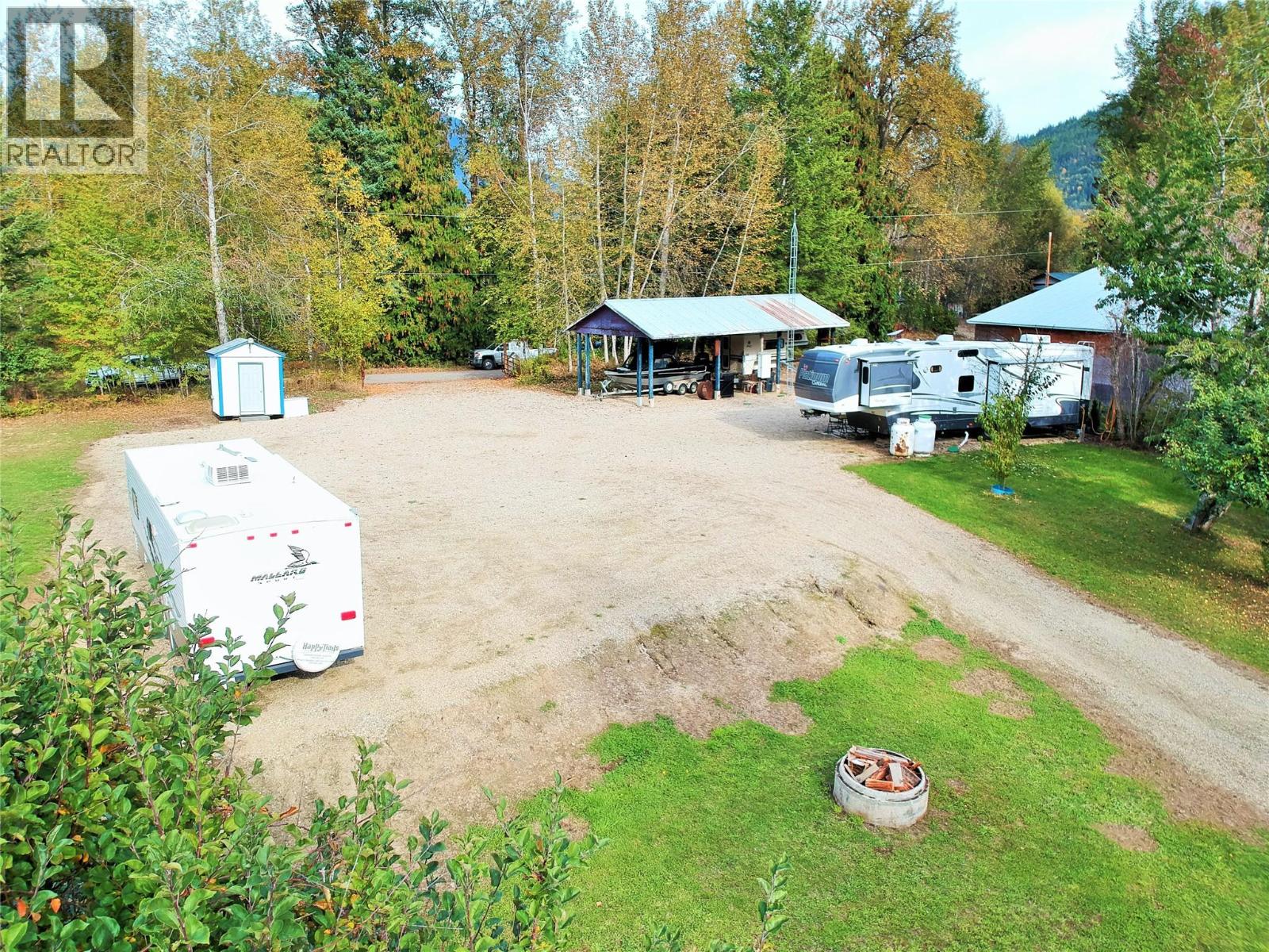 1822 Cemetery Road, Sicamous, British Columbia  V0E 2V4 - Photo 13 - 10399453