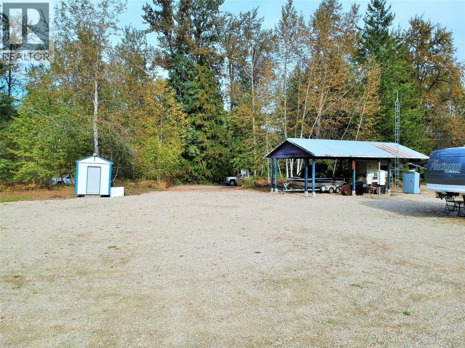 1822 Cemetery Road, Sicamous, British Columbia  V0E 2V4 - Photo 16 - 10399453
