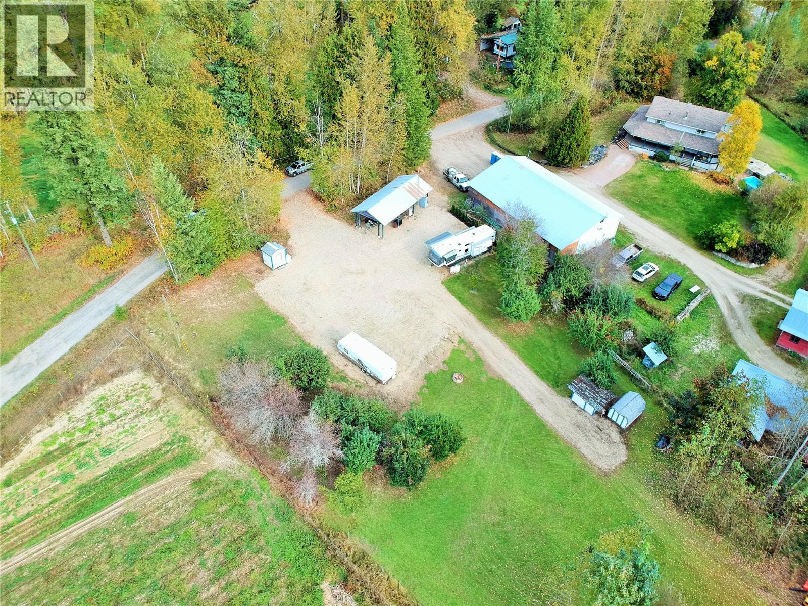 1822 Cemetery Road, Sicamous, British Columbia  V0E 2V4 - Photo 2 - 10399453
