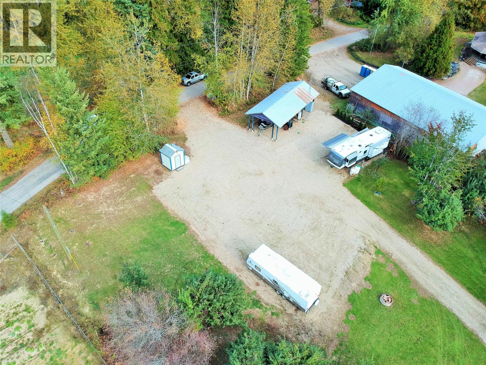 1822 Cemetery Road, Sicamous, British Columbia  V0E 2V4 - Photo 6 - 10399453