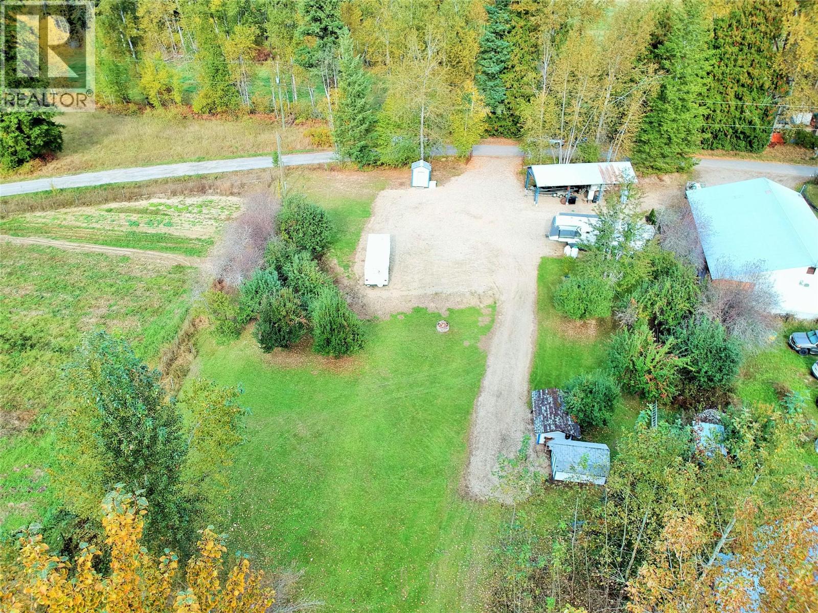 1822 Cemetery Road, Sicamous, British Columbia  V0E 2V4 - Photo 9 - 10399453
