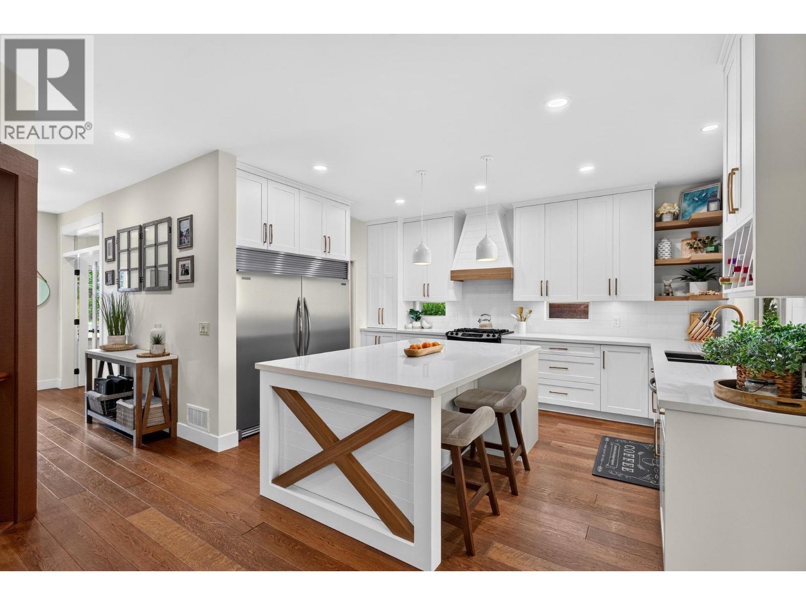 178 Terrace Hill Court, Kelowna, British Columbia  V1V 2T2 - Photo 4 - 10399267