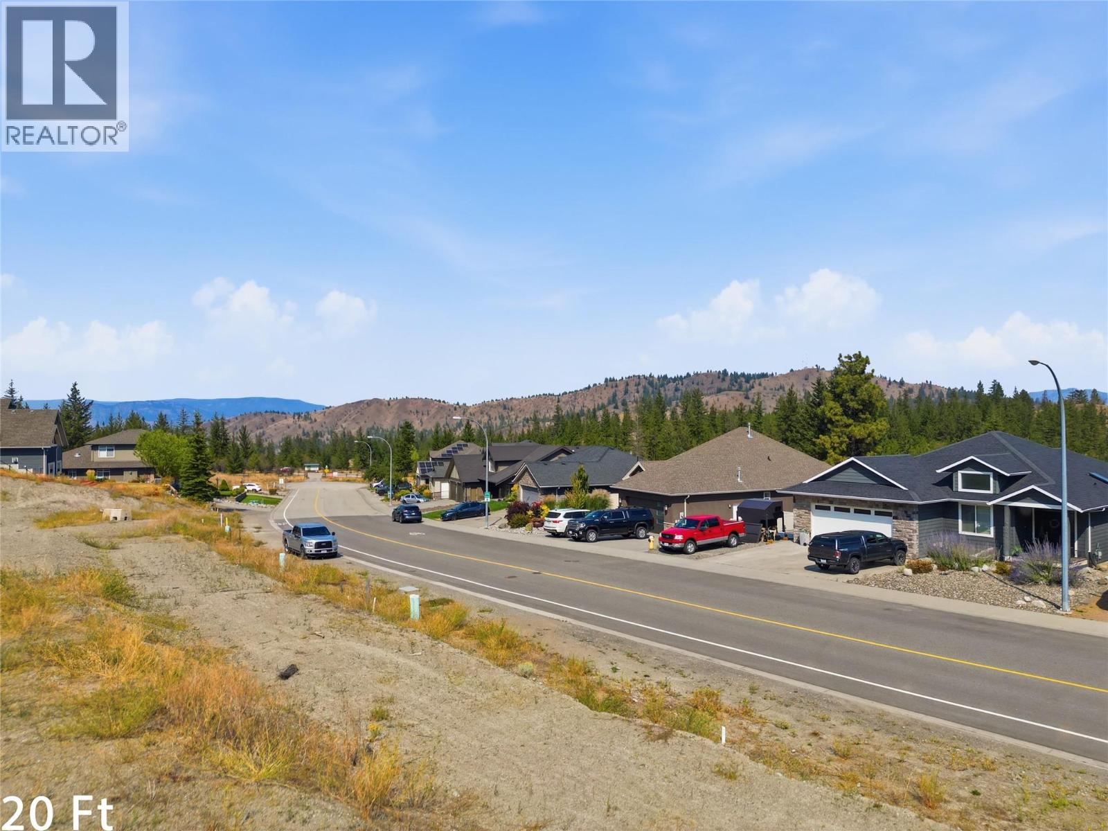 2045 Hugh Allan Drive, Kamloops, British Columbia    - Photo 3 - 10399083