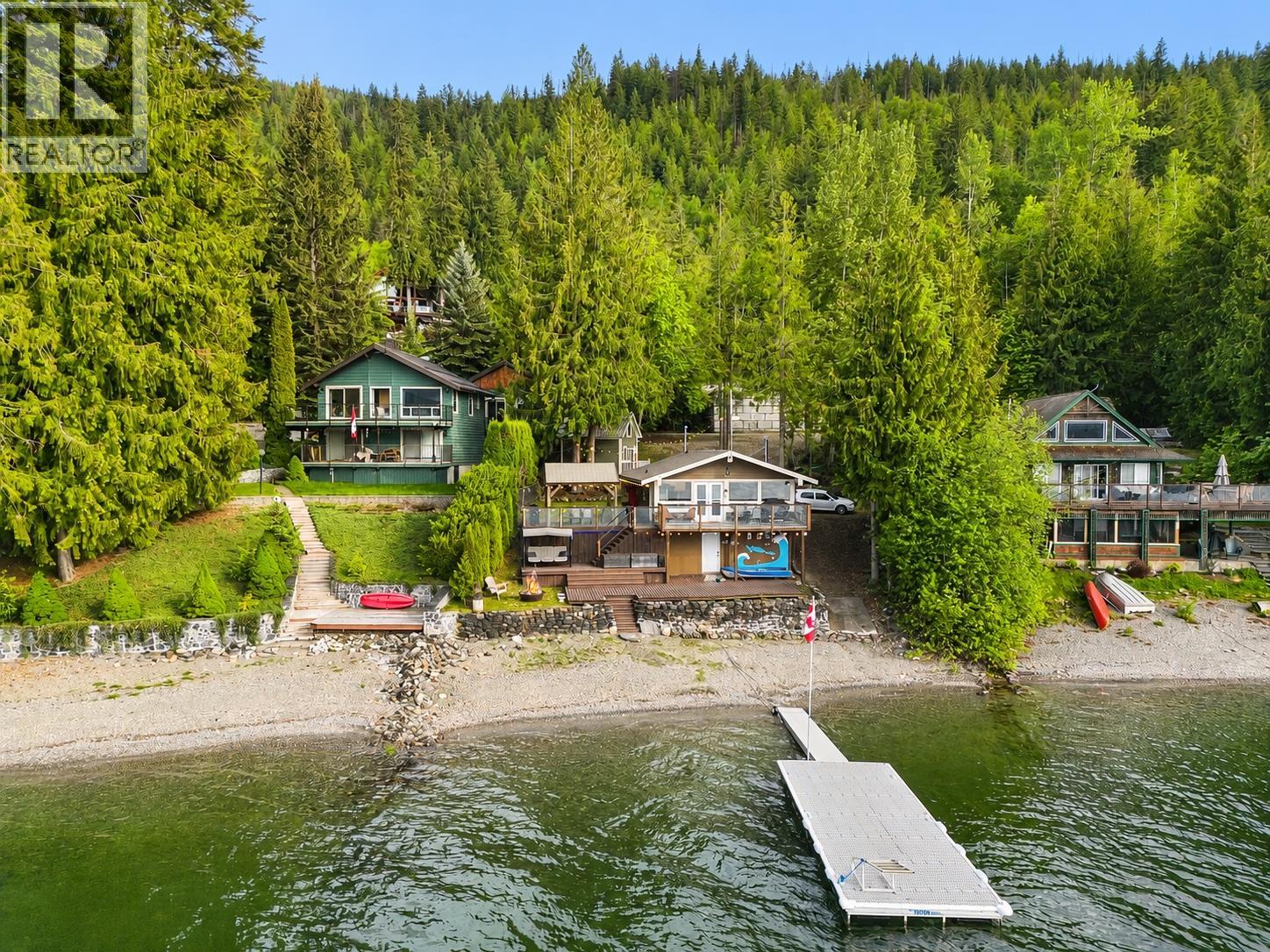 3981 Eagle Bay Road, Eagle Bay, British Columbia  V0E 1T0 - Photo 2 - 10399634