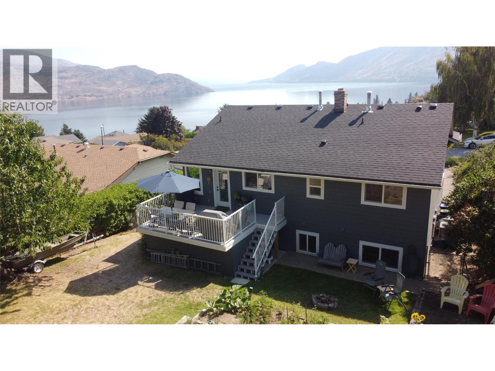 6160 Davies Crescent, Peachland, British Columbia  V0H 1X7 - Photo 3 - 10399503