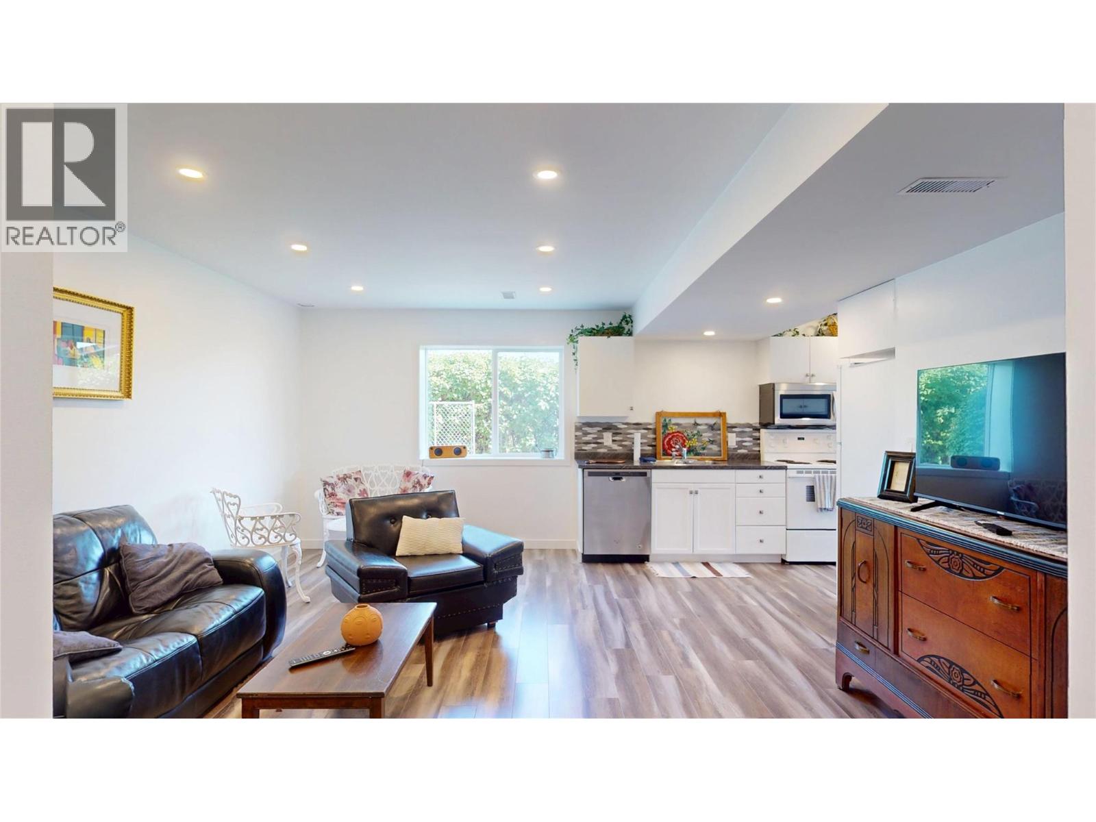 6160 Davies Crescent, Peachland, British Columbia  V0H 1X7 - Photo 32 - 10399503