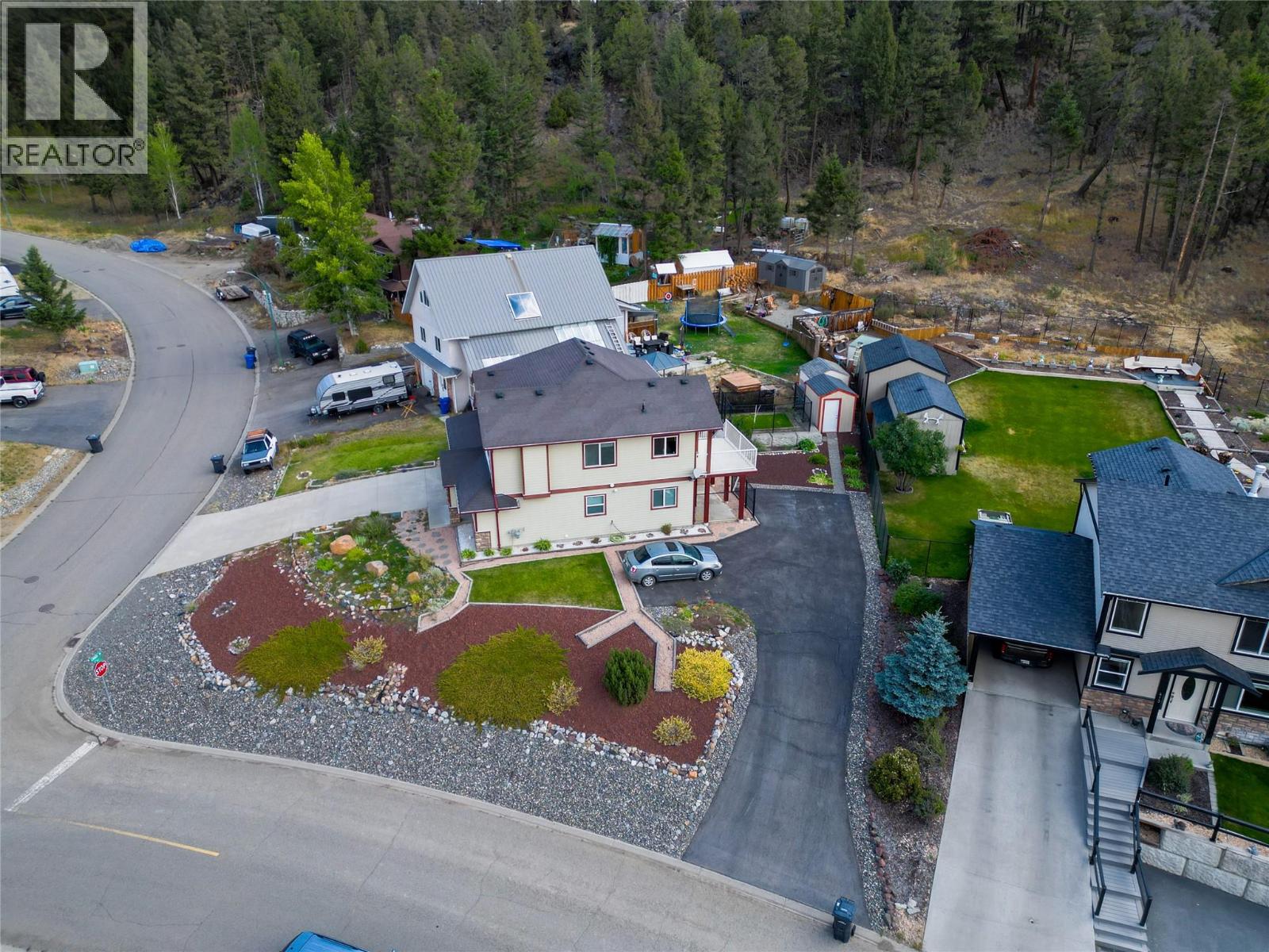 332 Linden Road, Logan Lake, British Columbia  V0K 1W0 - Photo 37 - 10399651