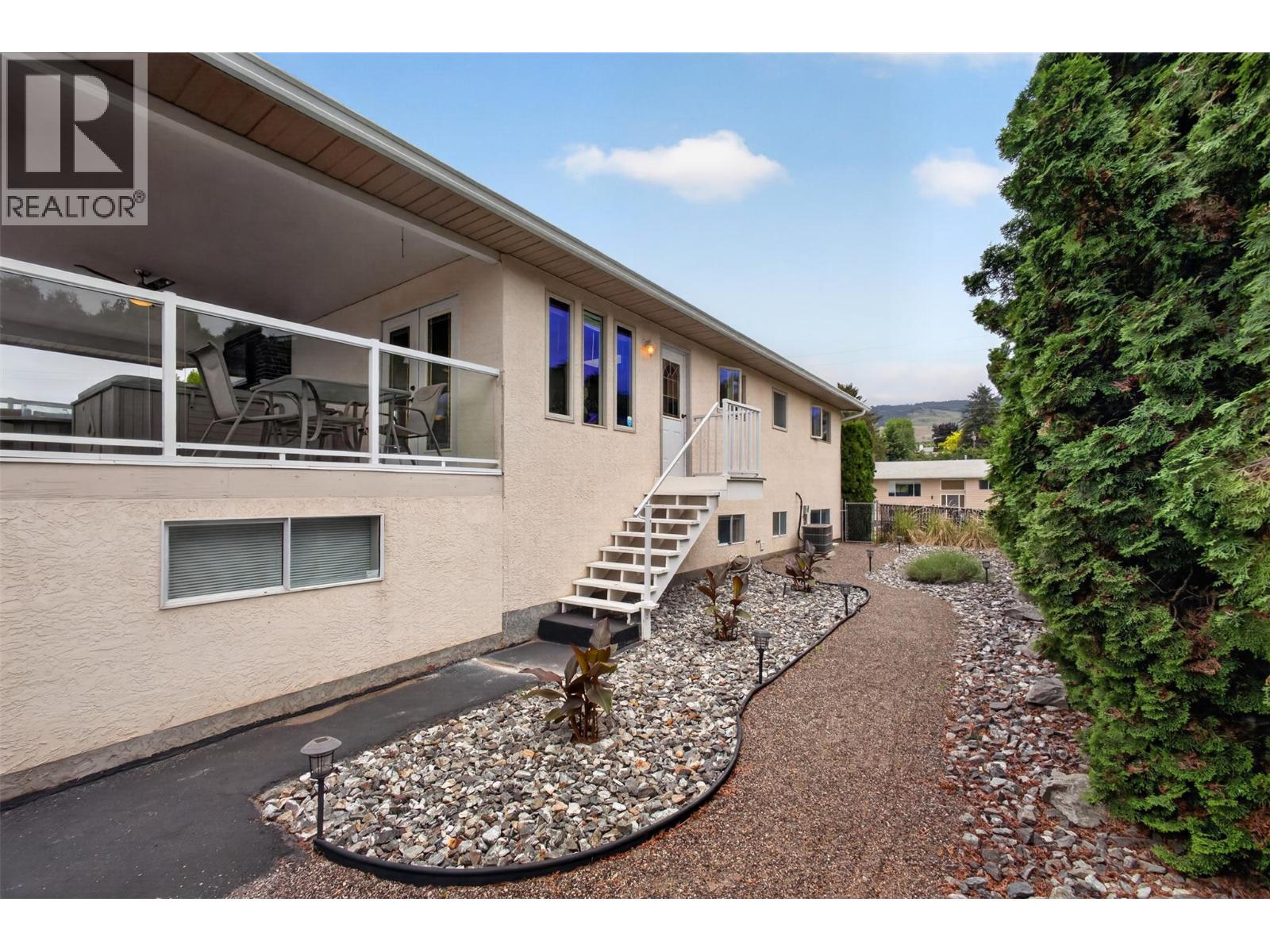 1685 Jonathan Road, Kelowna, British Columbia  V1P 1A7 - Photo 37 - 10399617