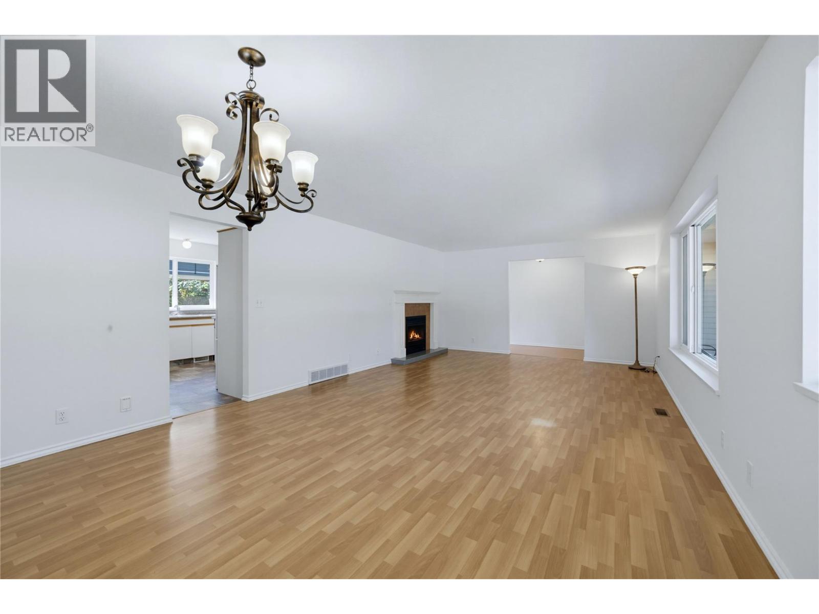 5080 70 Avenue Ne, Salmon Arm, British Columbia  V0E 1K0 - Photo 11 - 10399667