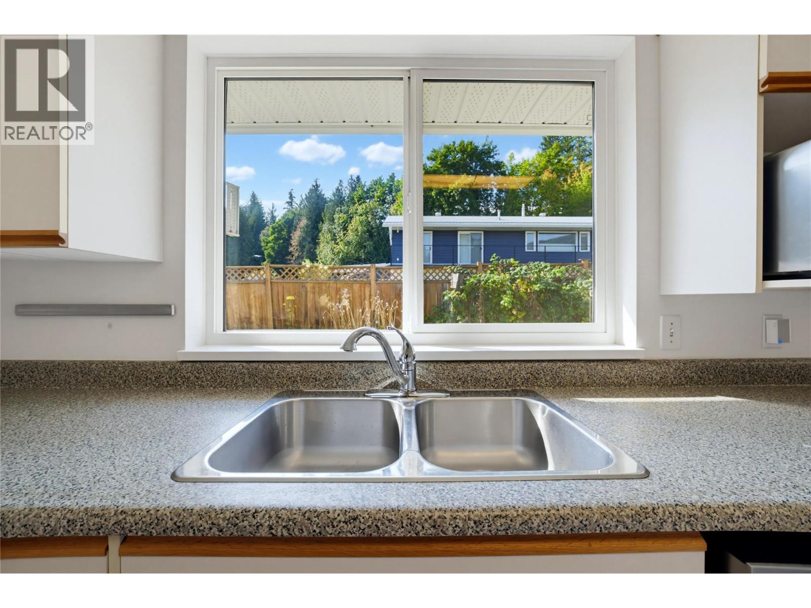 5080 70 Avenue Ne, Salmon Arm, British Columbia  V0E 1K0 - Photo 19 - 10399667