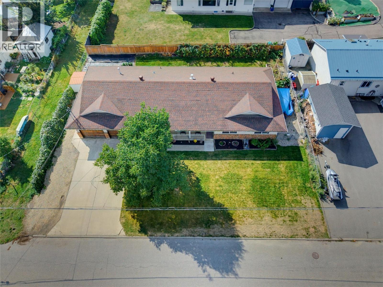 5080 70 Avenue Ne, Salmon Arm, British Columbia  V0E 1K0 - Photo 2 - 10399667