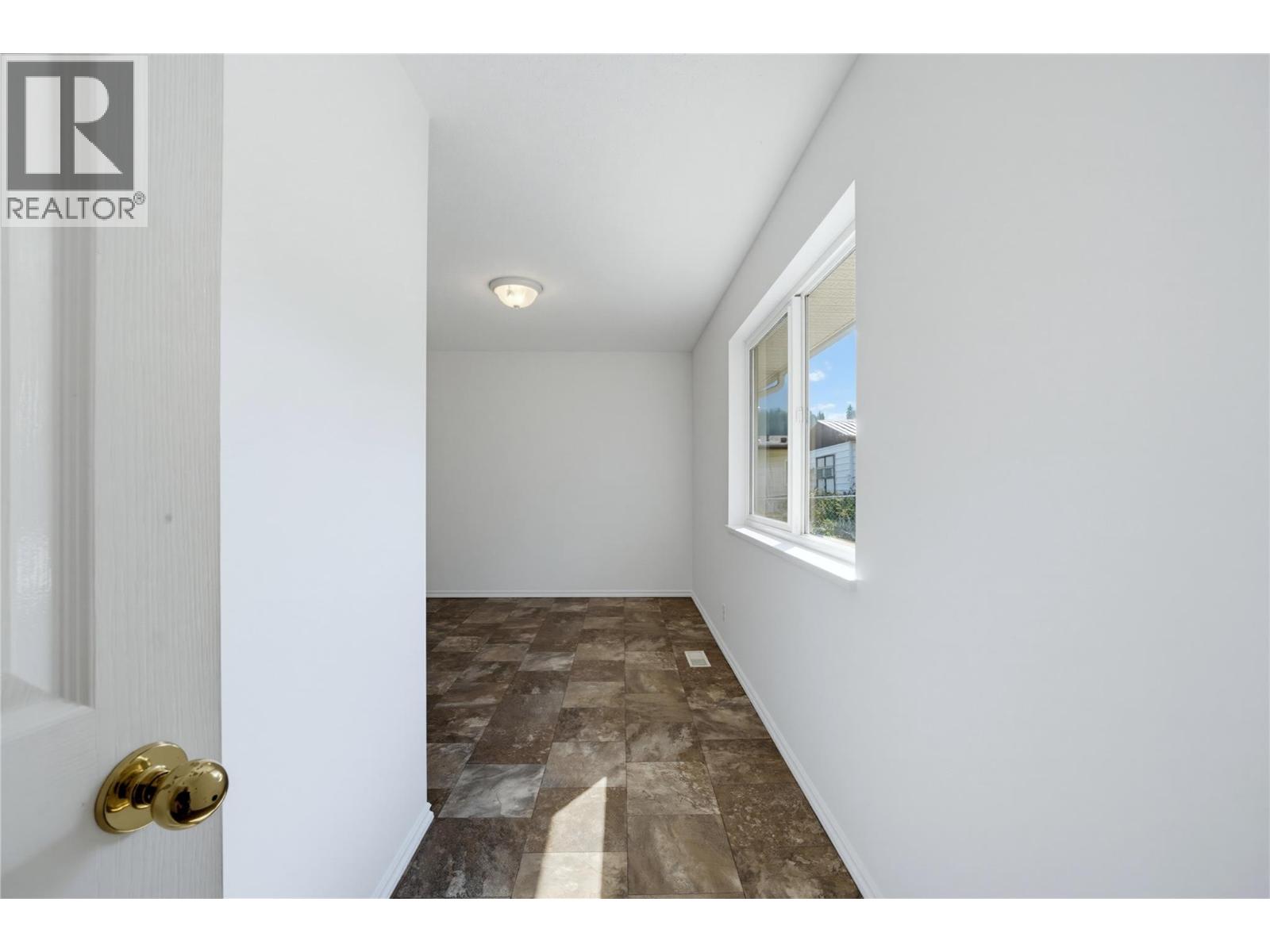 5080 70 Avenue Ne, Salmon Arm, British Columbia  V0E 1K0 - Photo 22 - 10399667