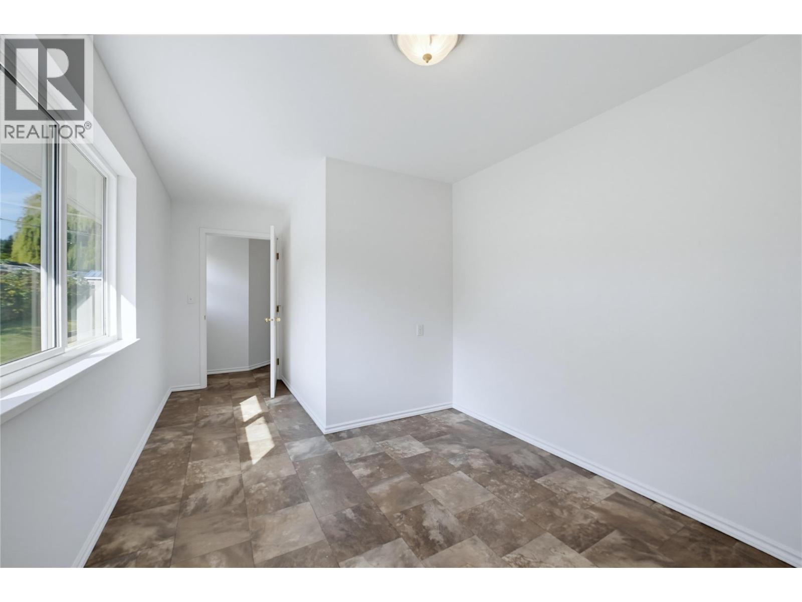 5080 70 Avenue Ne, Salmon Arm, British Columbia  V0E 1K0 - Photo 23 - 10399667