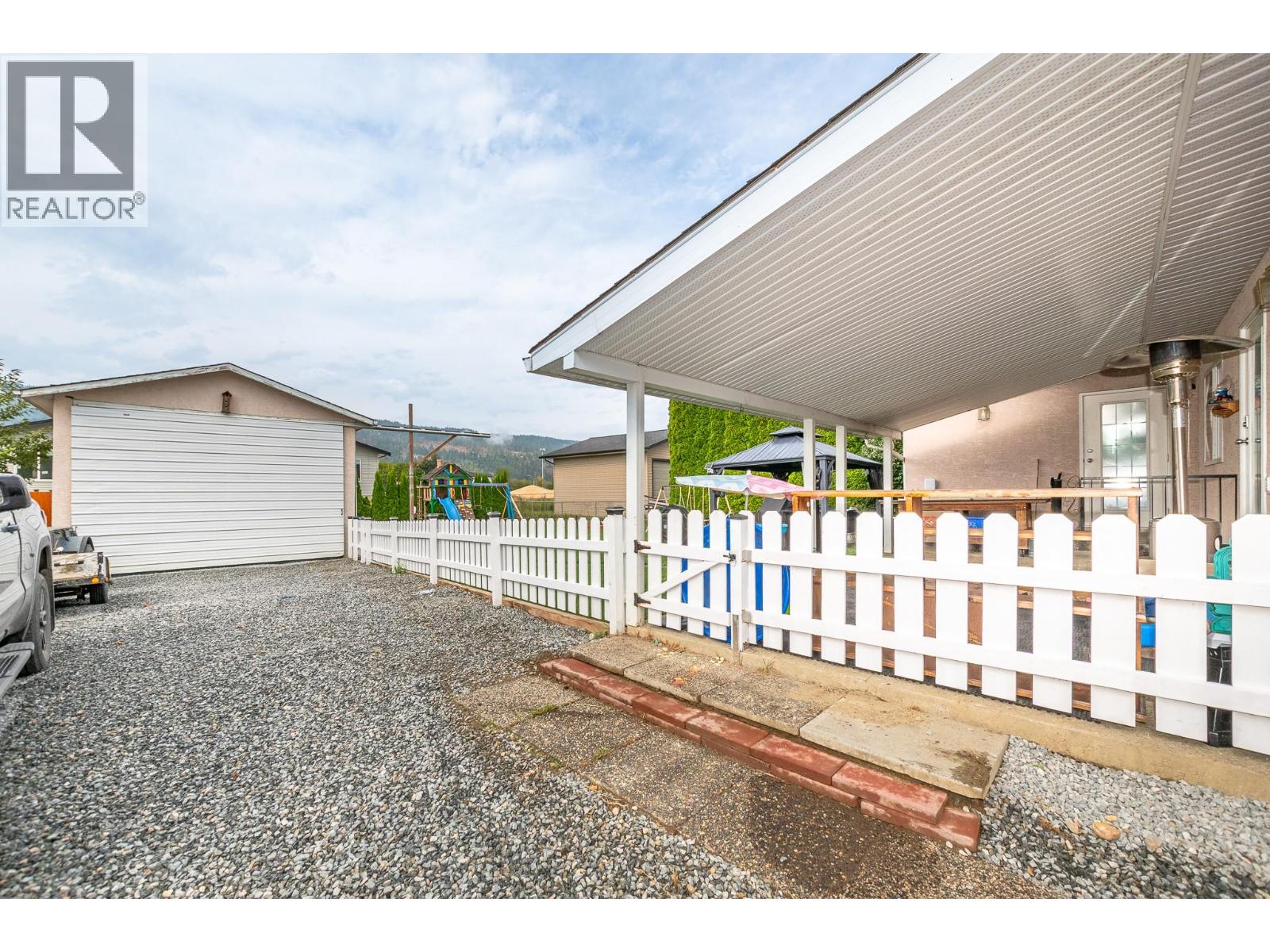2010 Heitman Street, Enderby, British Columbia  V0E 1V2 - Photo 33 - 10399466