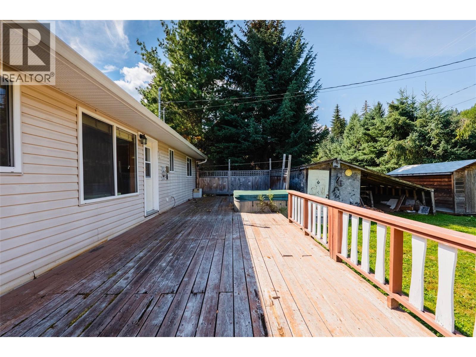 110 Davies Avenue, Salmo, British Columbia  V0G 1Z0 - Photo 30 - 10399406