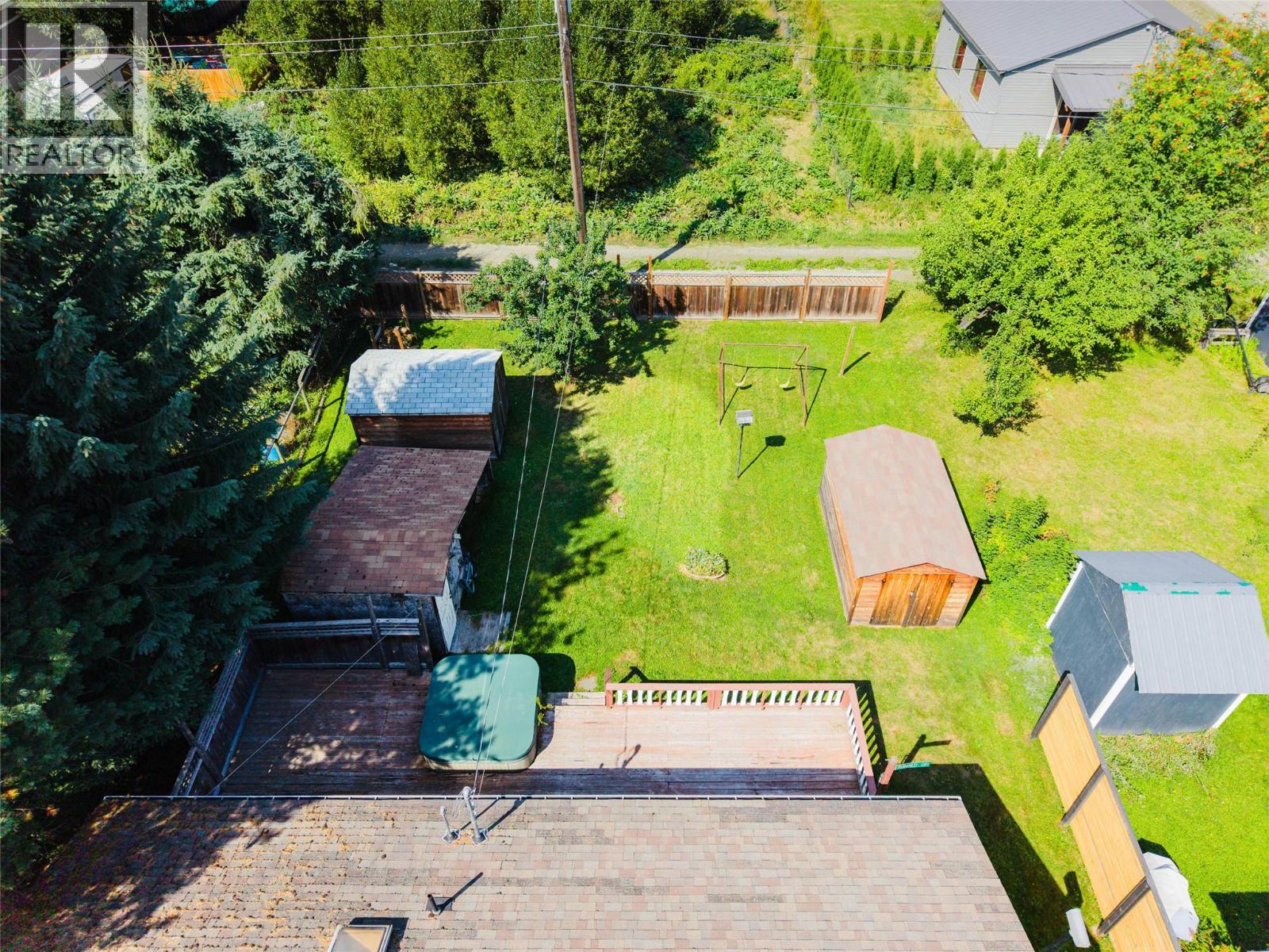 110 Davies Avenue, Salmo, British Columbia  V0G 1Z0 - Photo 37 - 10399406