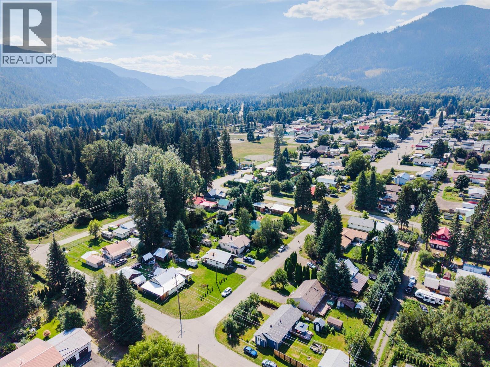 110 Davies Avenue, Salmo, British Columbia  V0G 1Z0 - Photo 42 - 10399406
