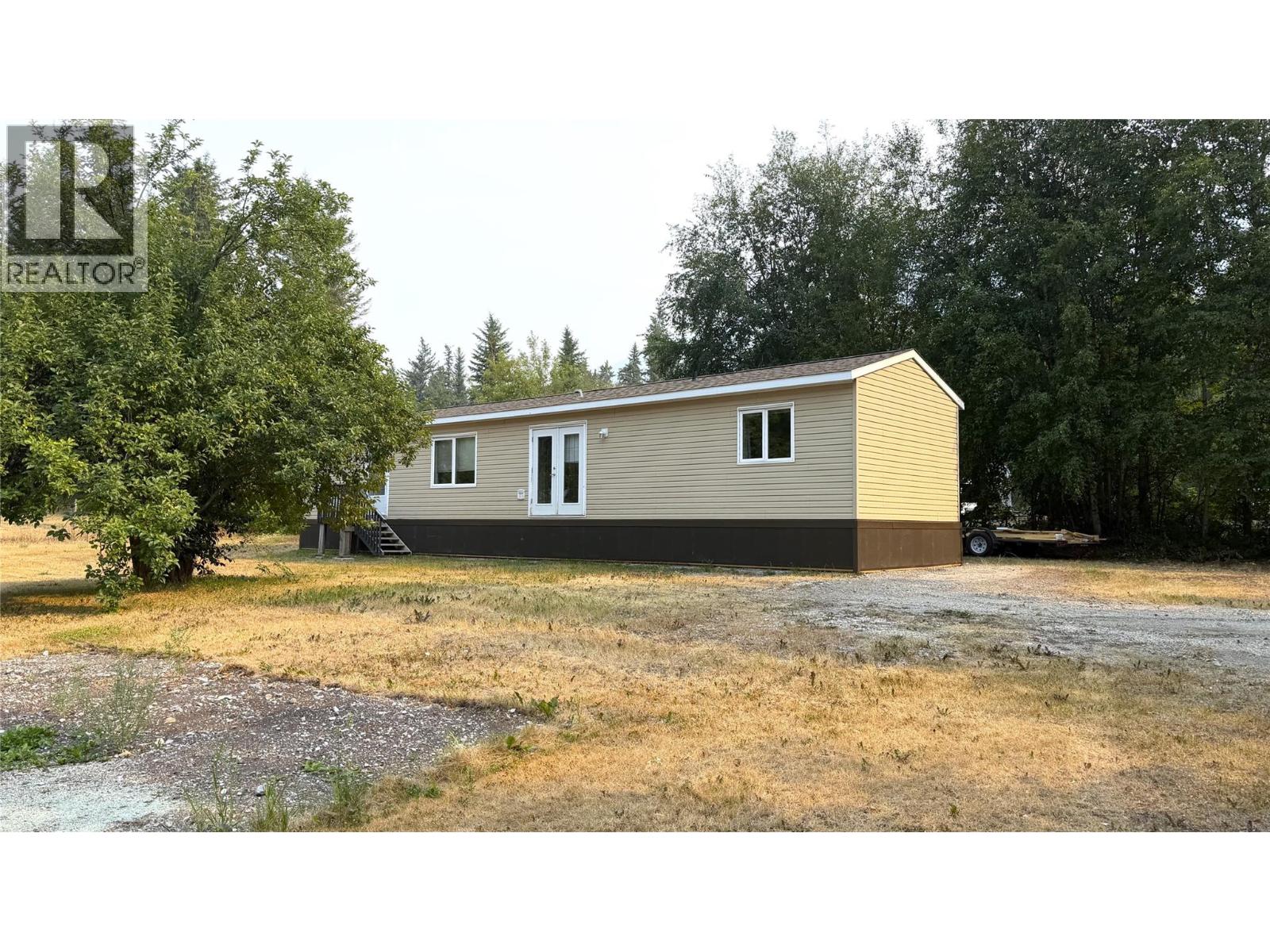 1245 Horse Creek Road S, Golden, British Columbia  V0A 1H0 - Photo 1 - 10399696